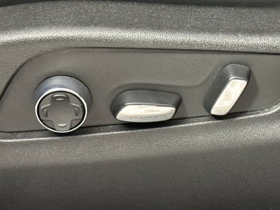 2025 Cadillac XT4 FWD Premium Luxury