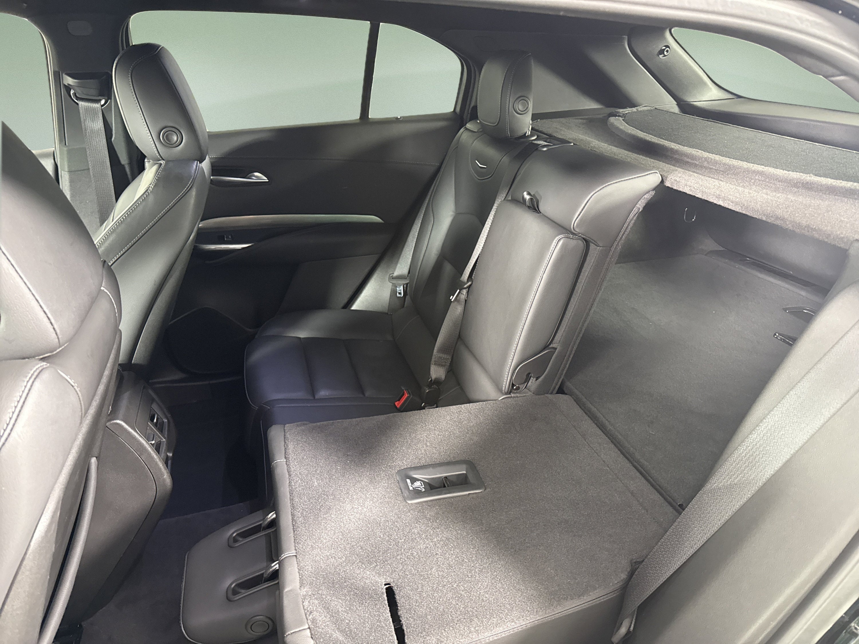 2025 Cadillac XT4 FWD Premium Luxury