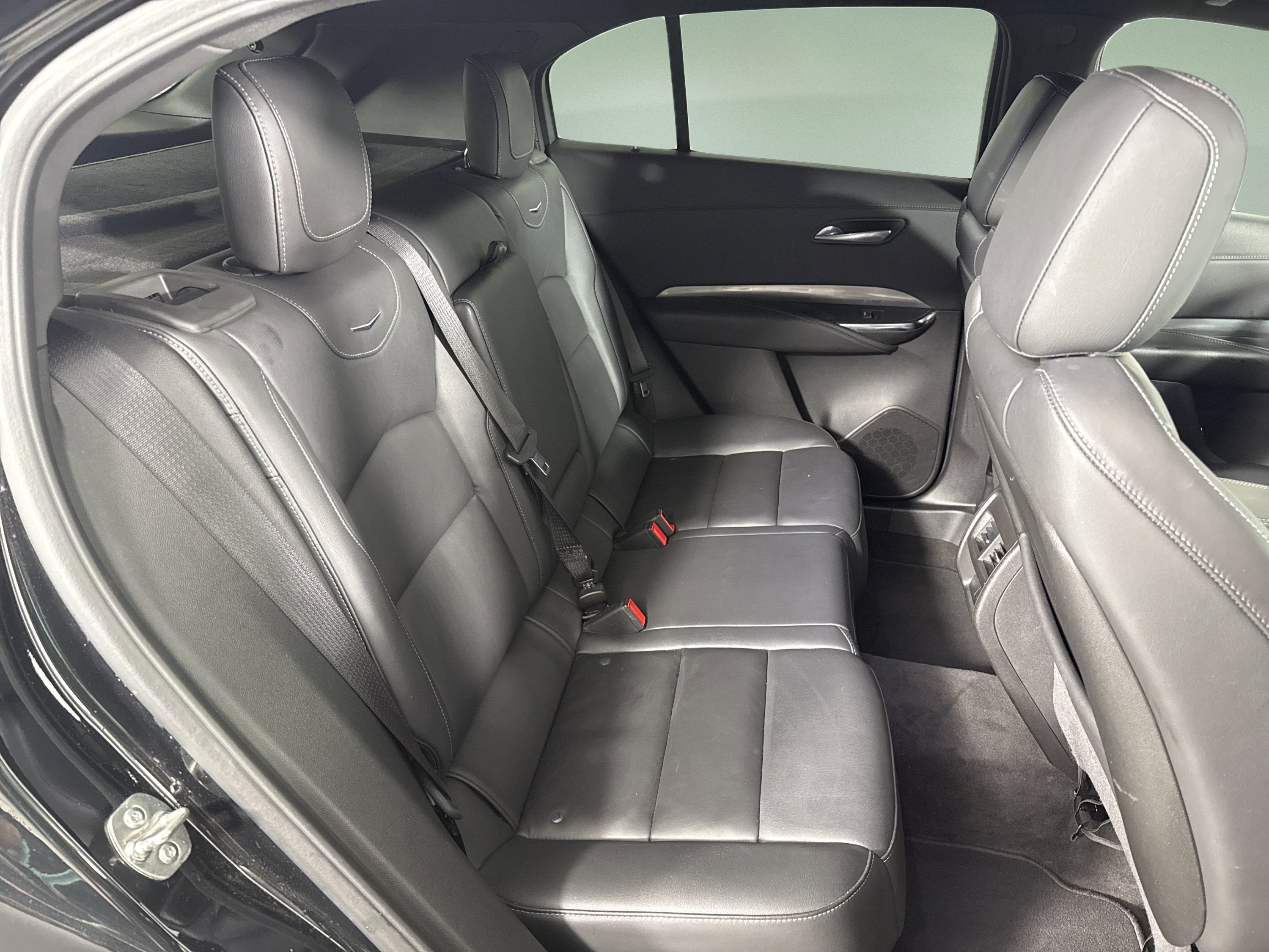2025 Cadillac XT4 FWD Premium Luxury