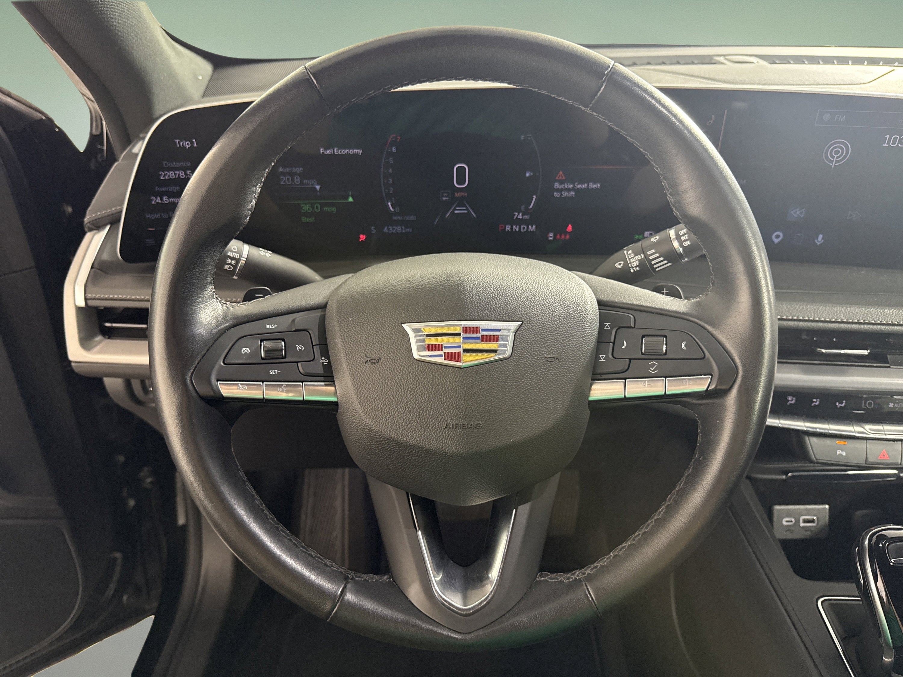 2025 Cadillac XT4 FWD Premium Luxury
