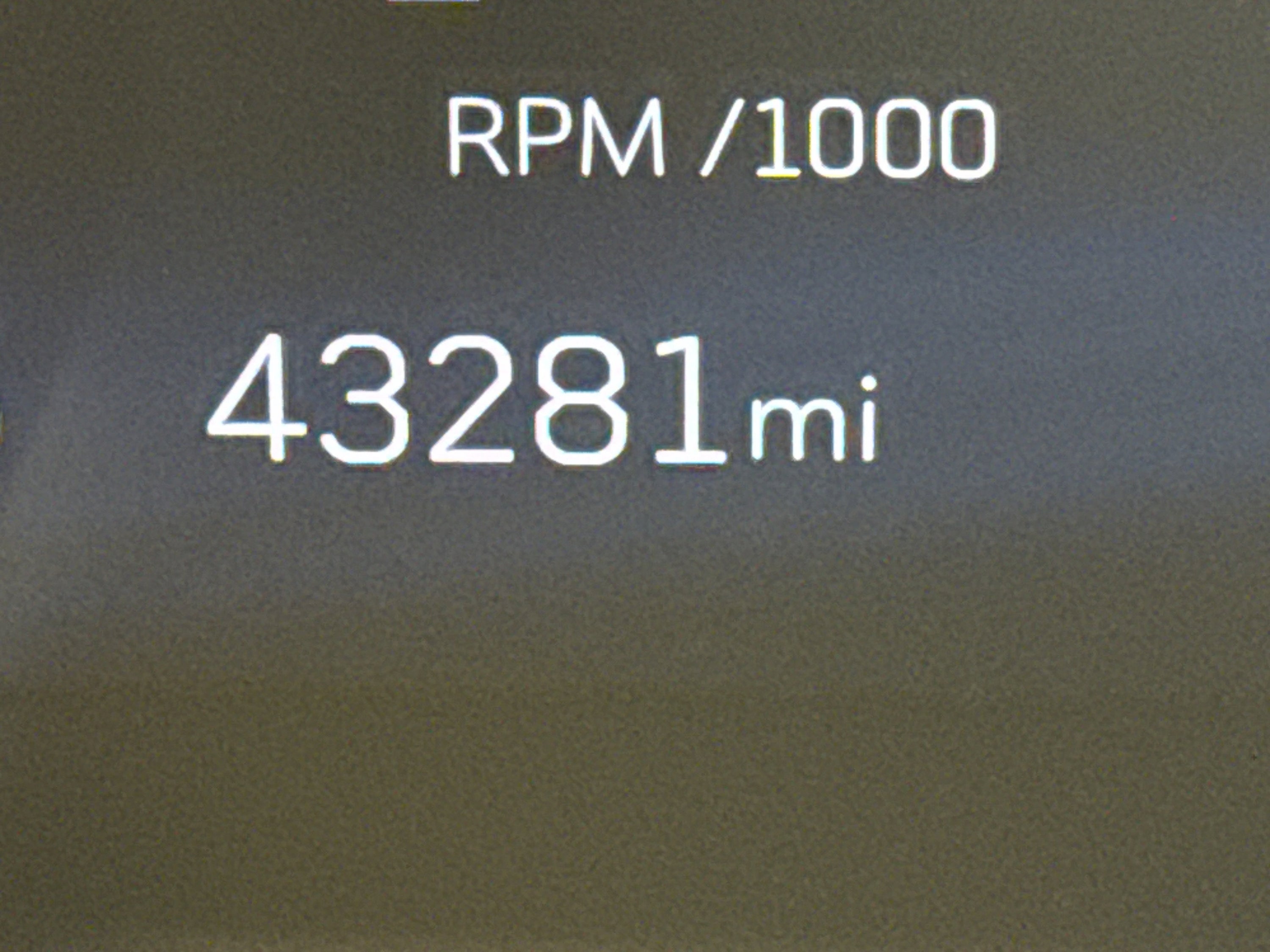 2025 Cadillac XT4 FWD Premium Luxury
