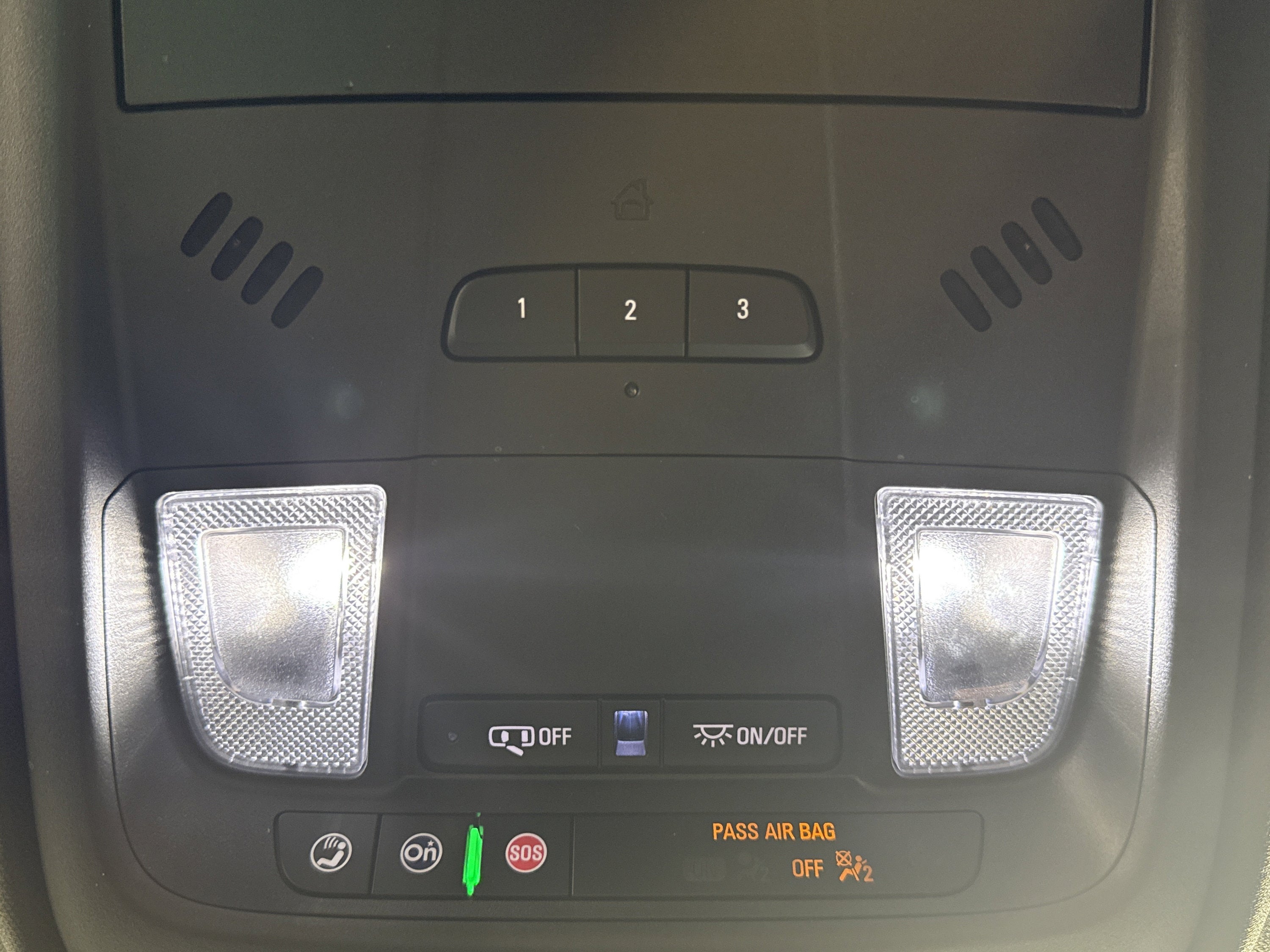 2025 Cadillac XT4 FWD Premium Luxury