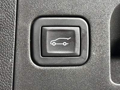 2025 Cadillac XT4 FWD Premium Luxury