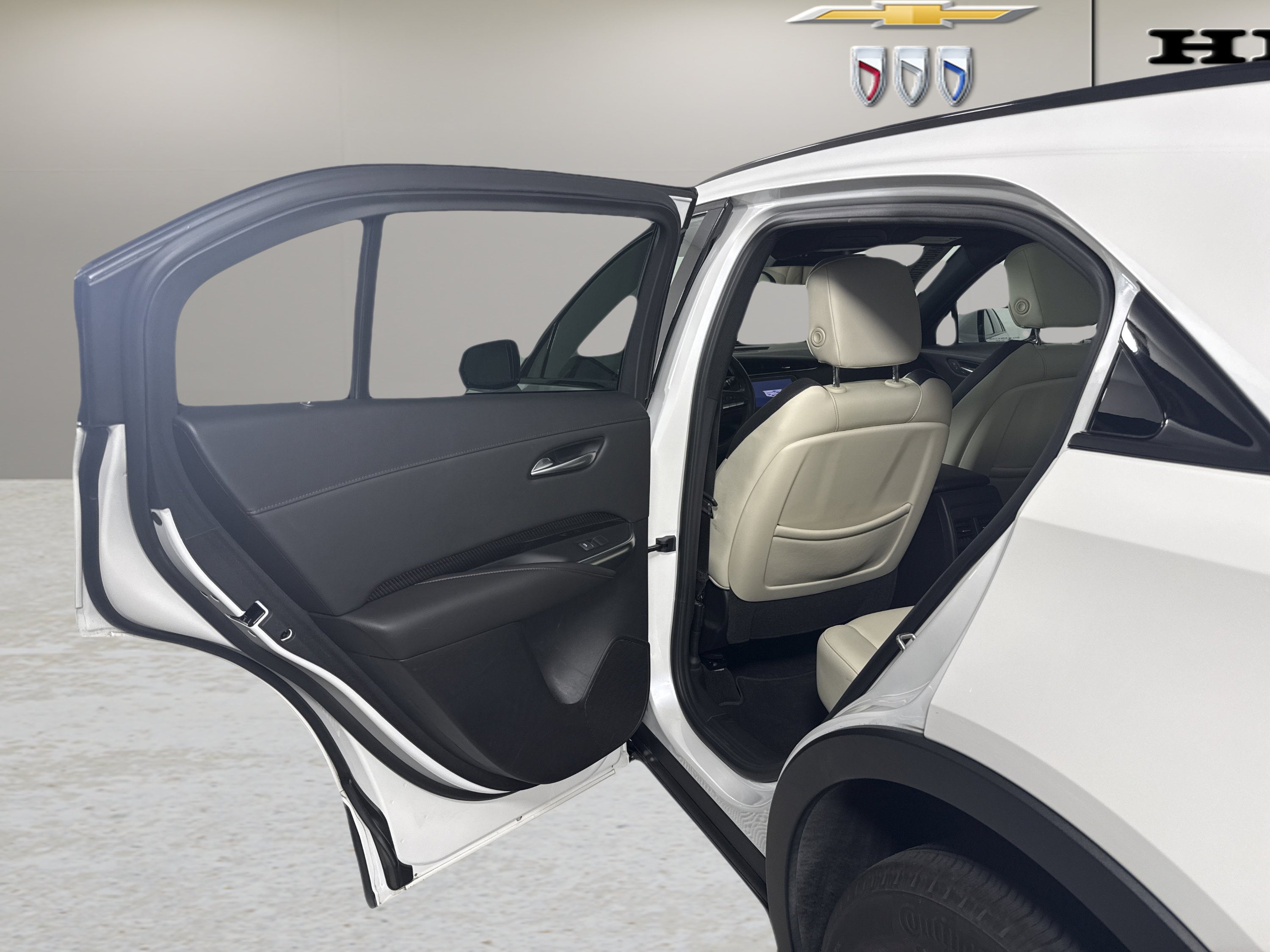2023 Cadillac XT4 FWD Sport