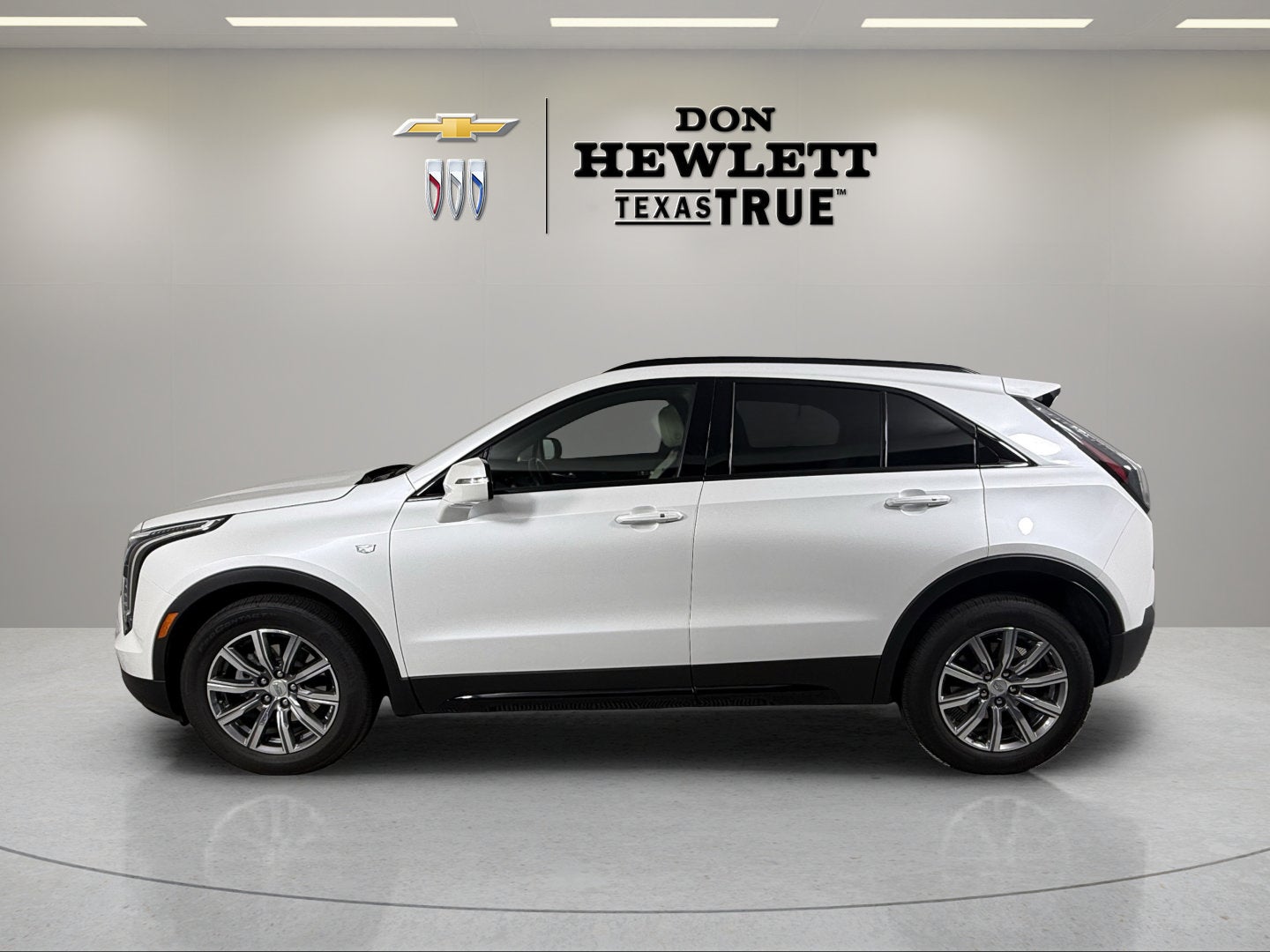 2023 Cadillac XT4 FWD Sport