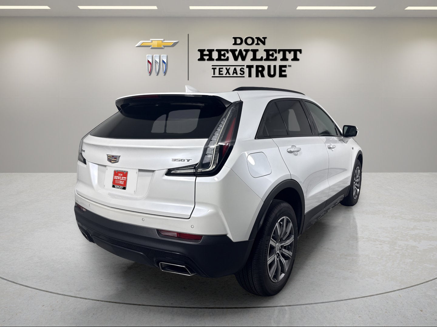 2023 Cadillac XT4 FWD Sport