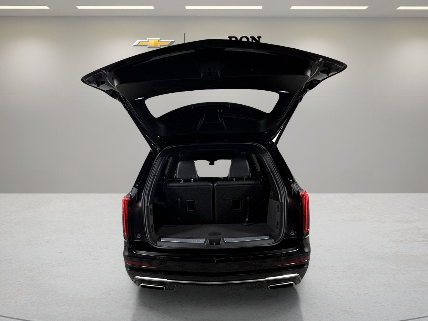 2025 Cadillac XT6 FWD Luxury