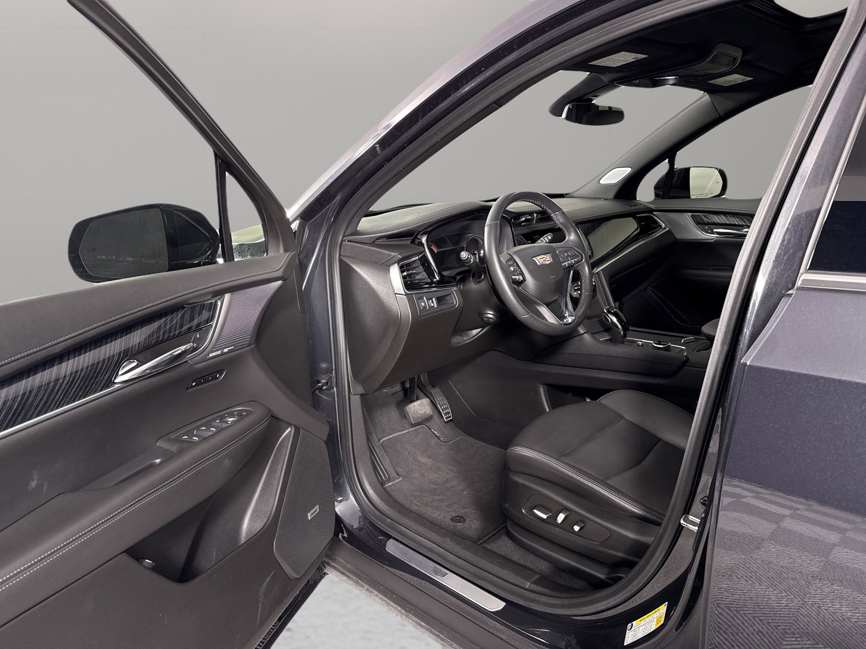 2023 Cadillac XT6 FWD Premium Luxury