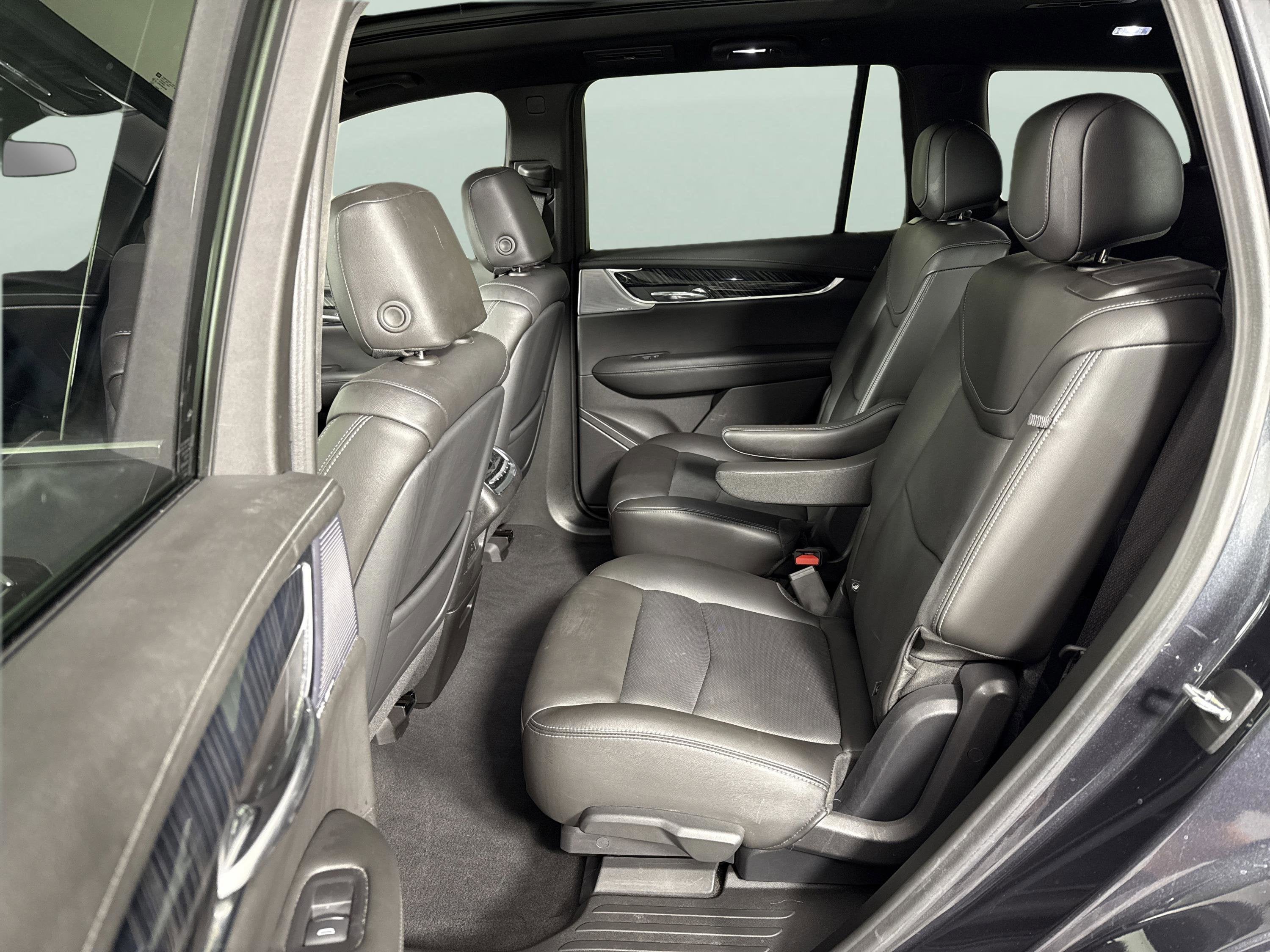 2023 Cadillac XT6 FWD Premium Luxury