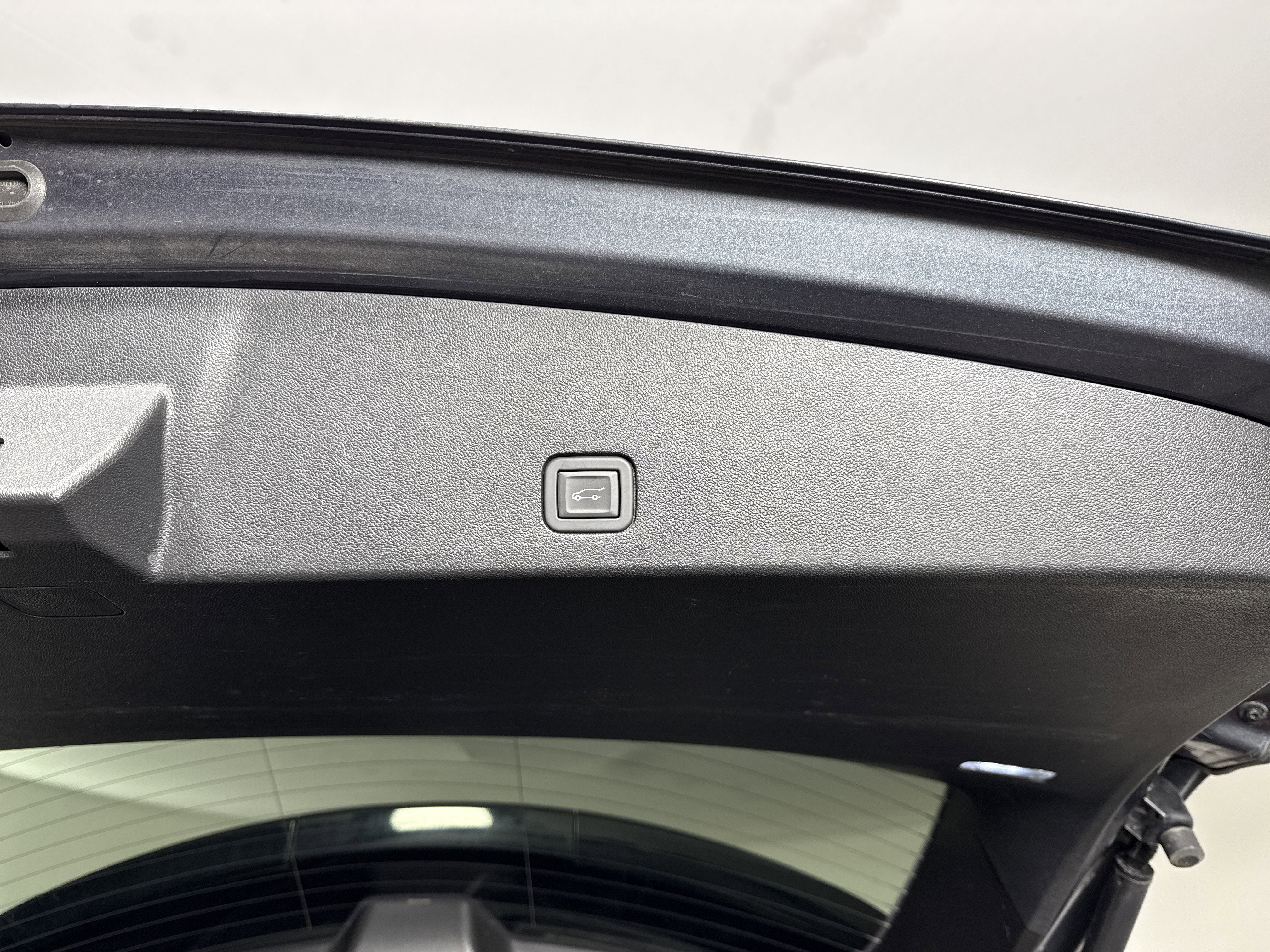 2023 Cadillac XT6 FWD Premium Luxury