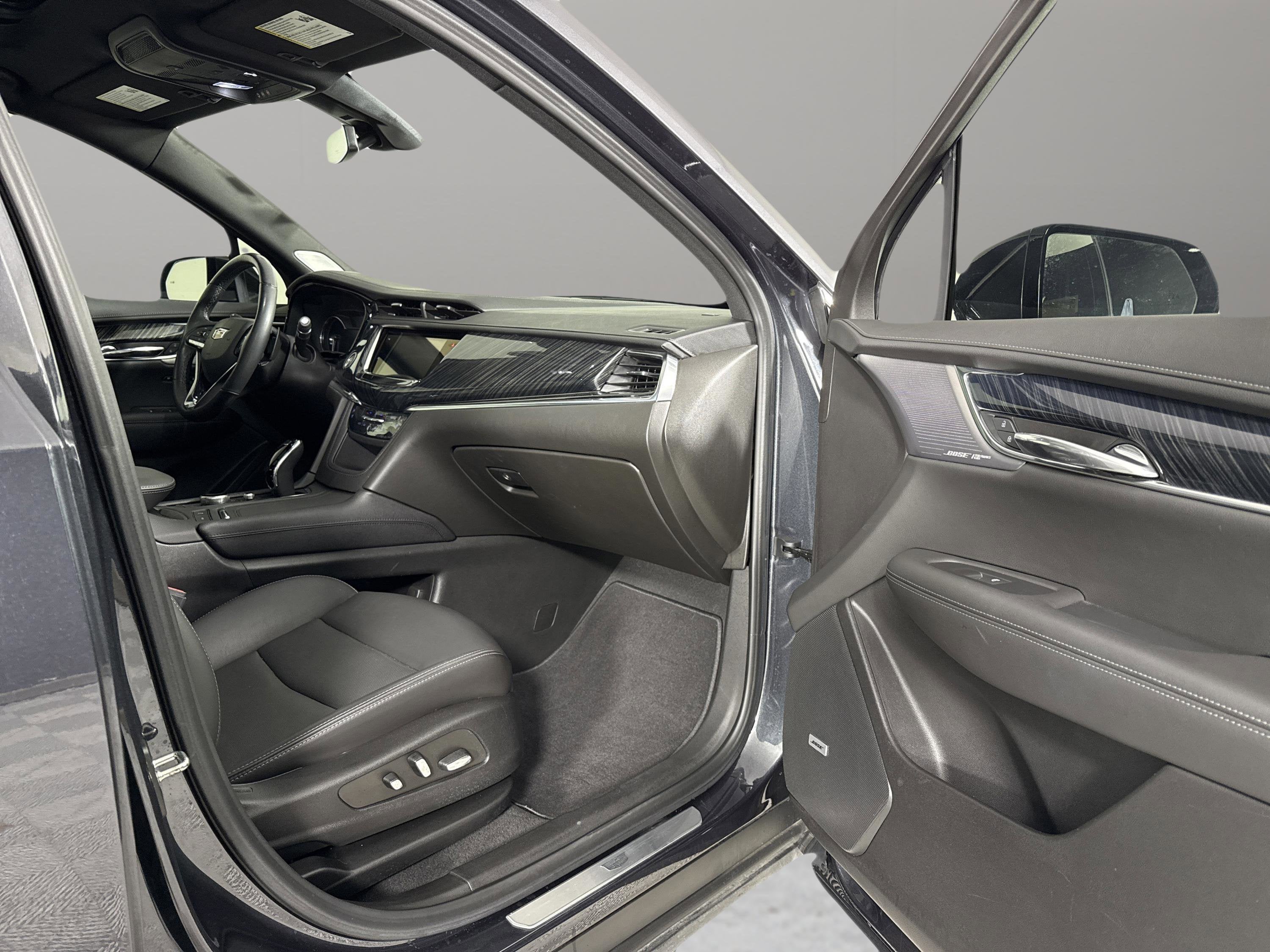 2023 Cadillac XT6 FWD Premium Luxury