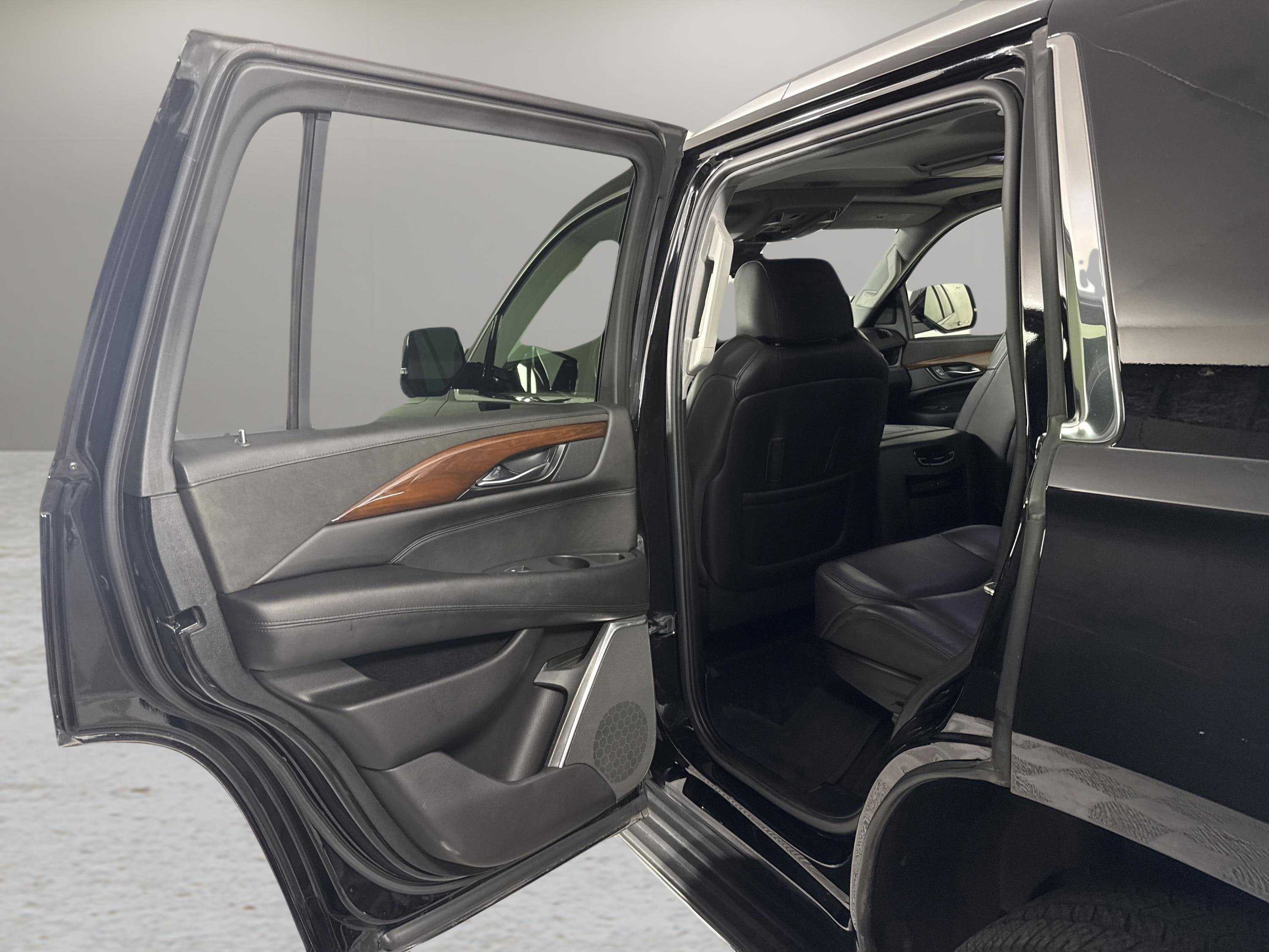 2020 Cadillac Escalade Premium Luxury
