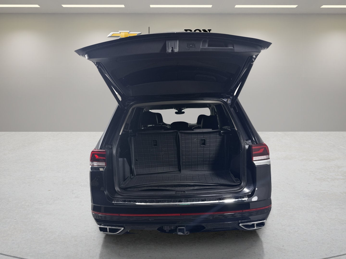 2024 Volkswagen Atlas 2.0T SEL Premium R-Line
