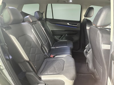 2024 Volkswagen Atlas 2.0T Peak Edition SEL