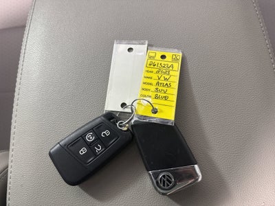 2023 Volkswagen Atlas 2.0T SE w/Technology