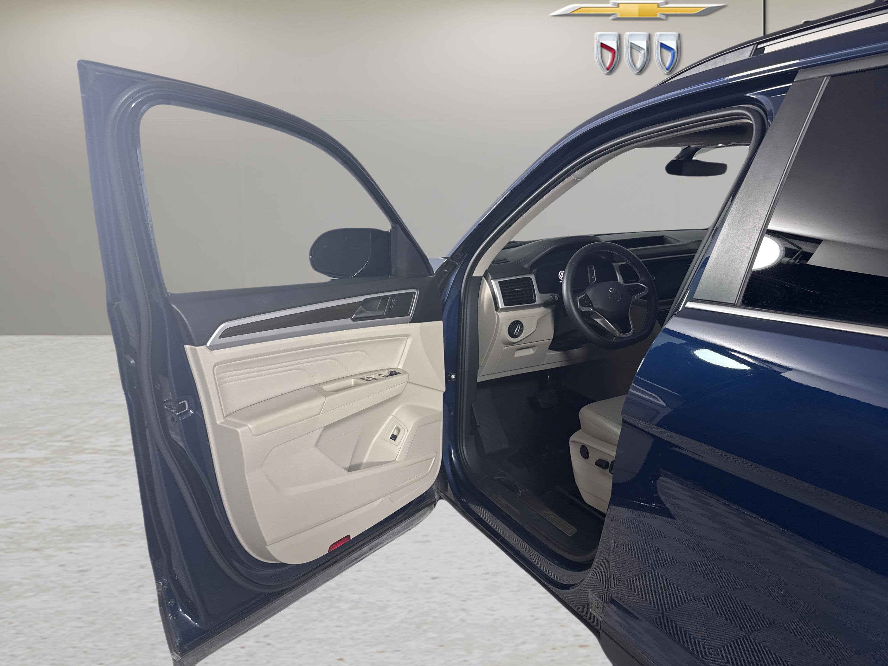 2023 Volkswagen Atlas 2.0T SE w/Technology