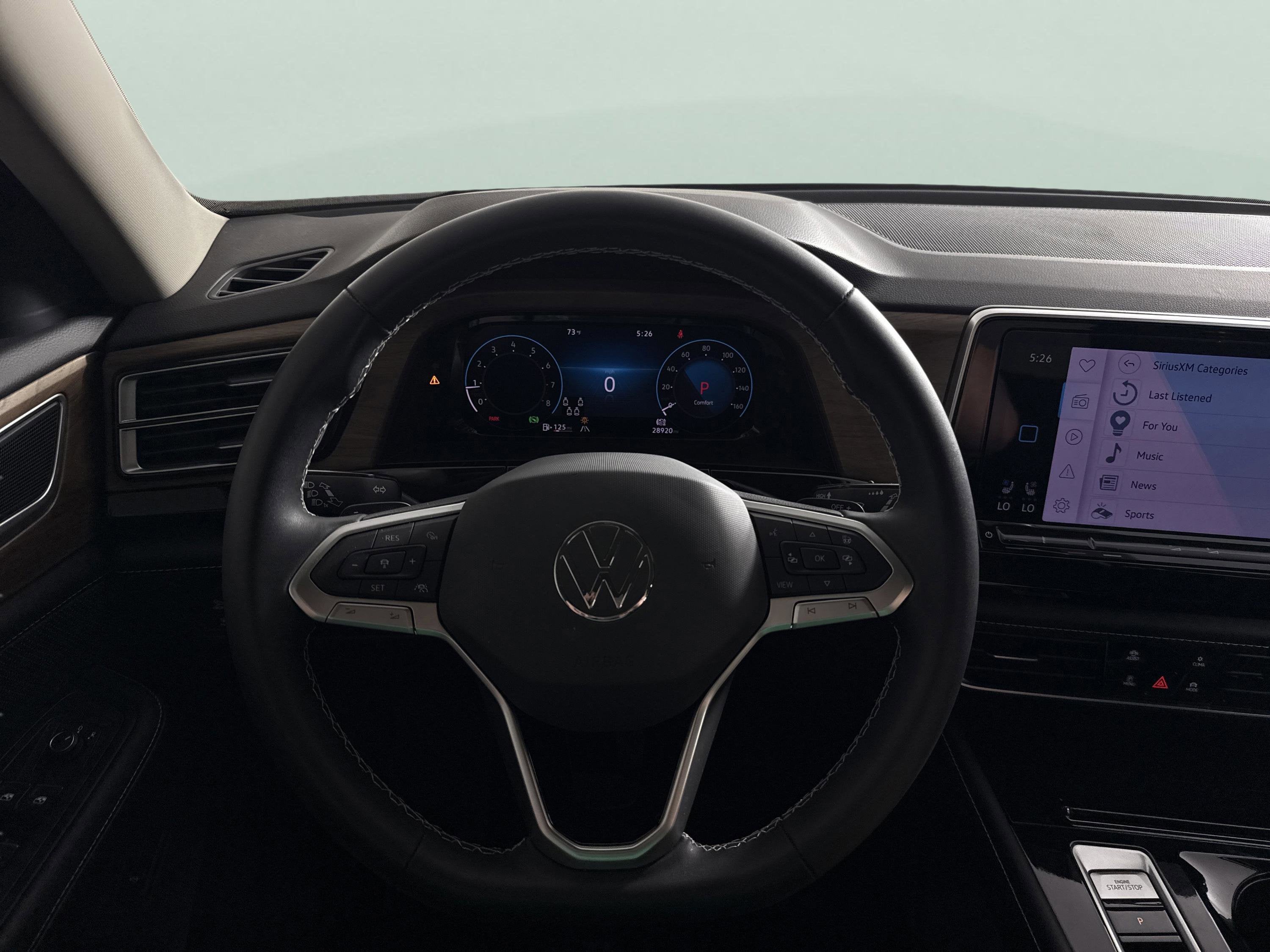 2024 Volkswagen Atlas 2.0T SE w/Technology