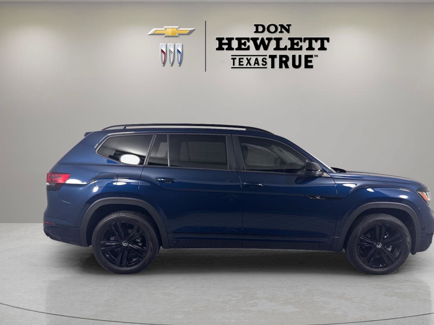 2023 Volkswagen Atlas 3.6L V6 SEL R-Line Black