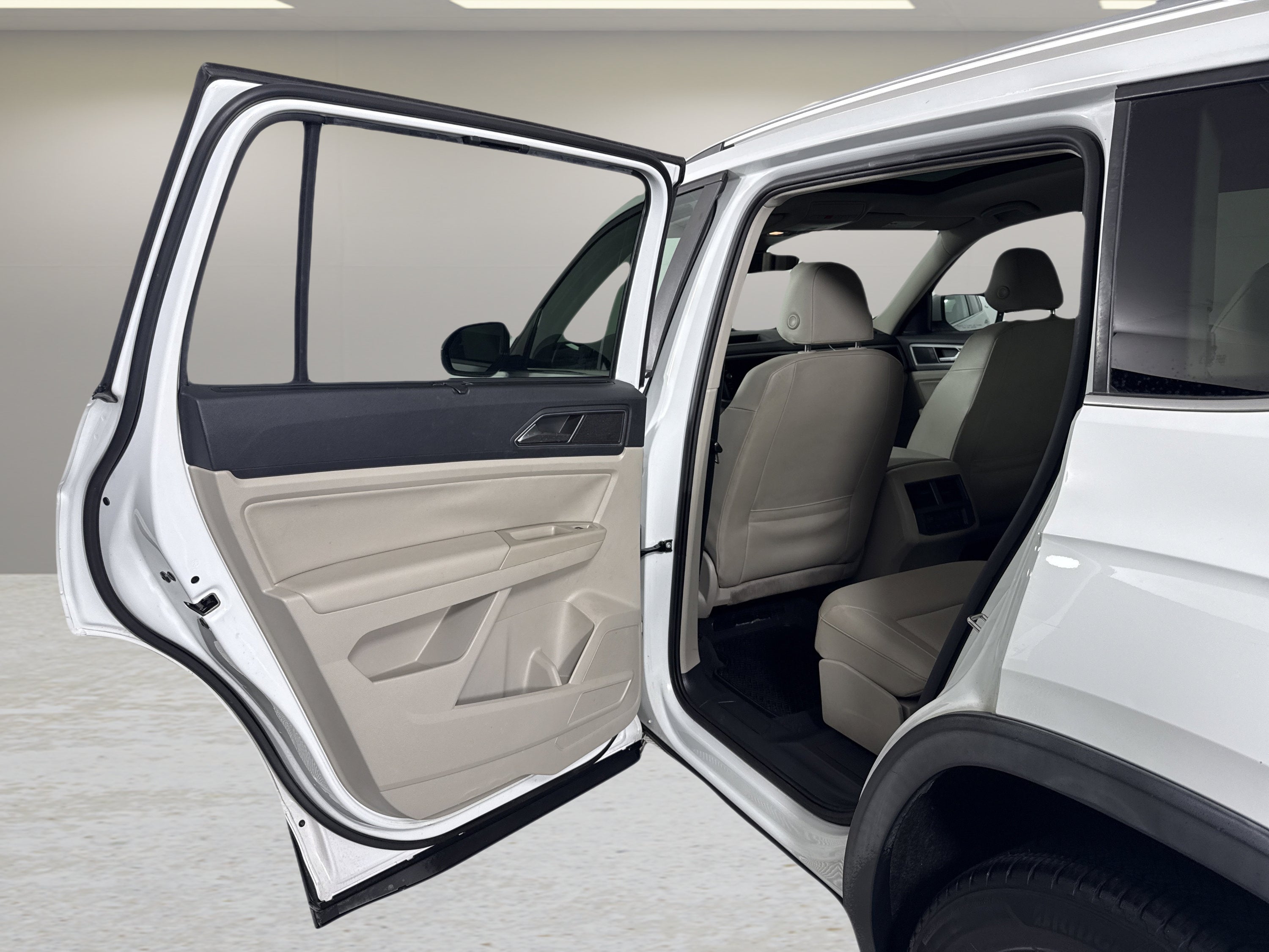 2019 Volkswagen Atlas 3.6L V6 SE w/Technology