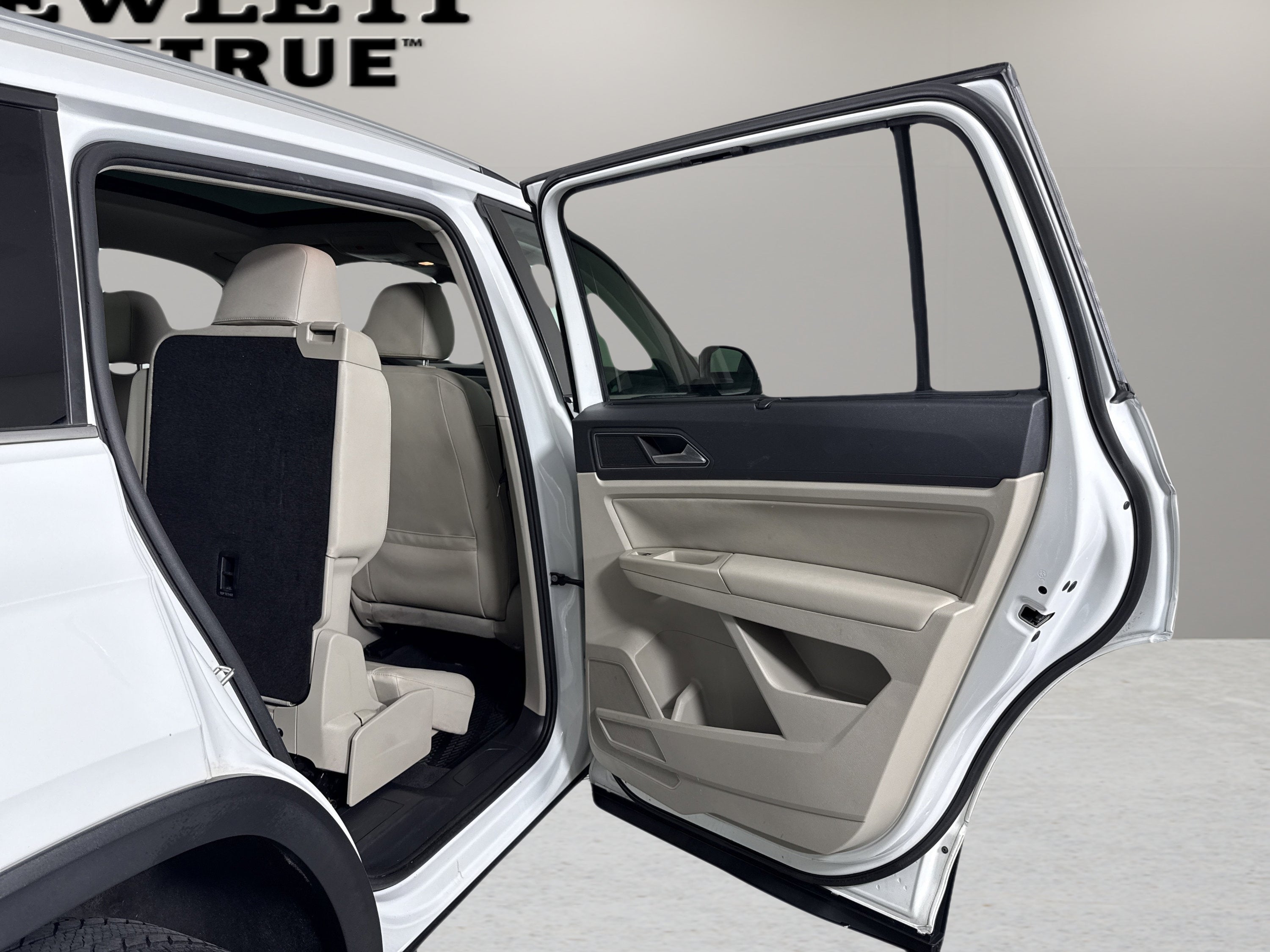 2019 Volkswagen Atlas 3.6L V6 SE w/Technology