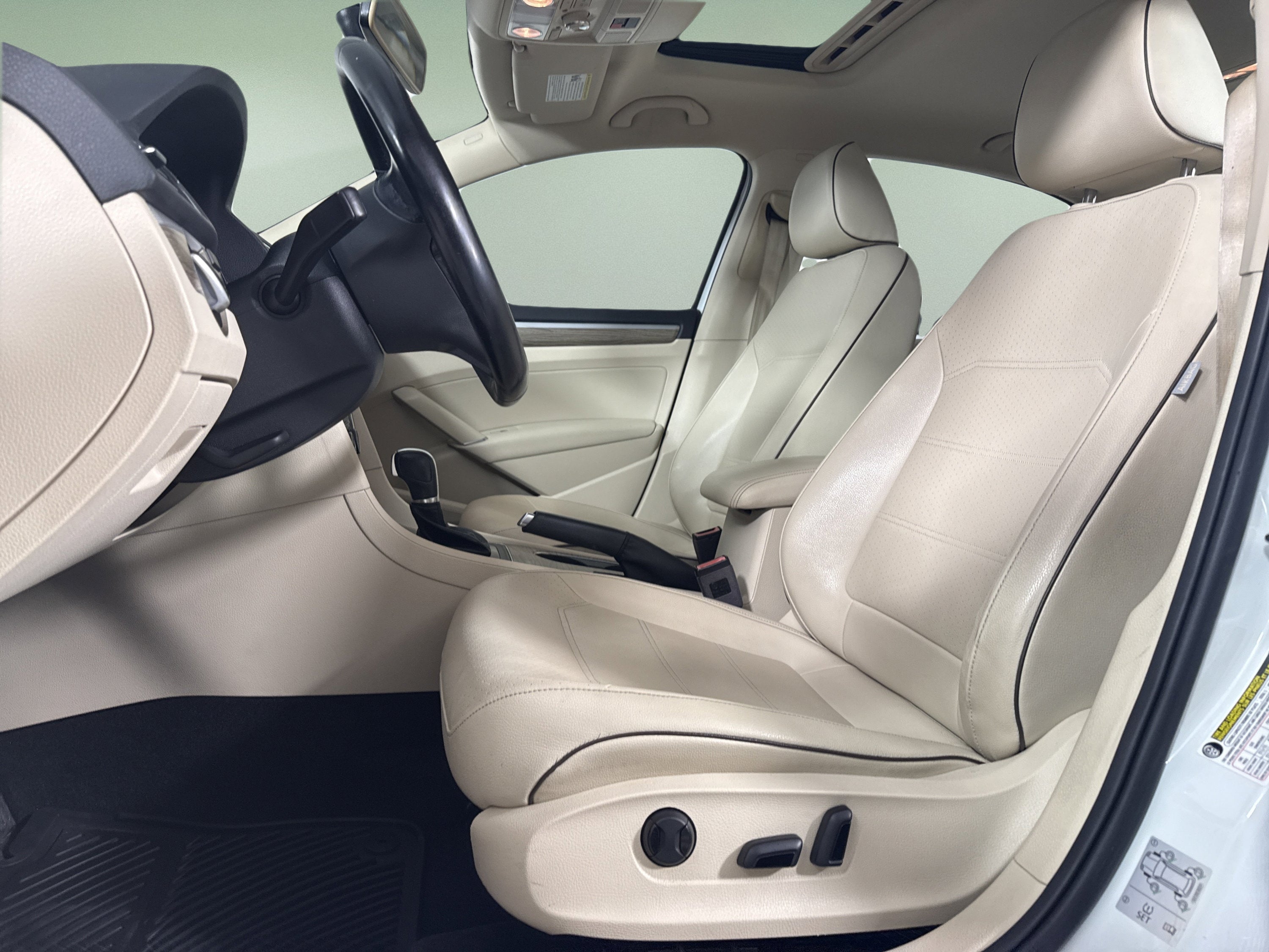 2018 Volkswagen Passat 2.0T SE