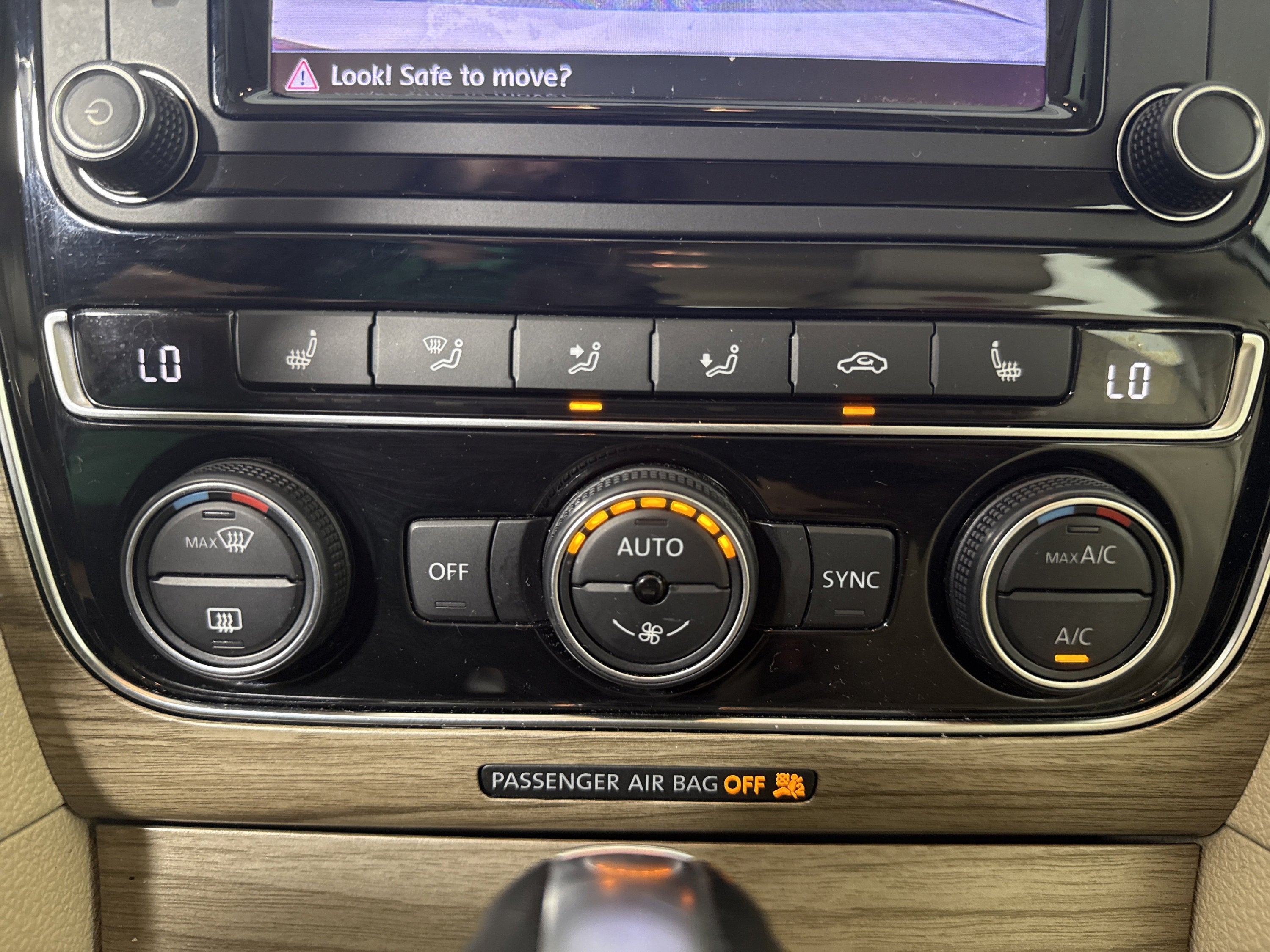 2018 Volkswagen Passat 2.0T SE