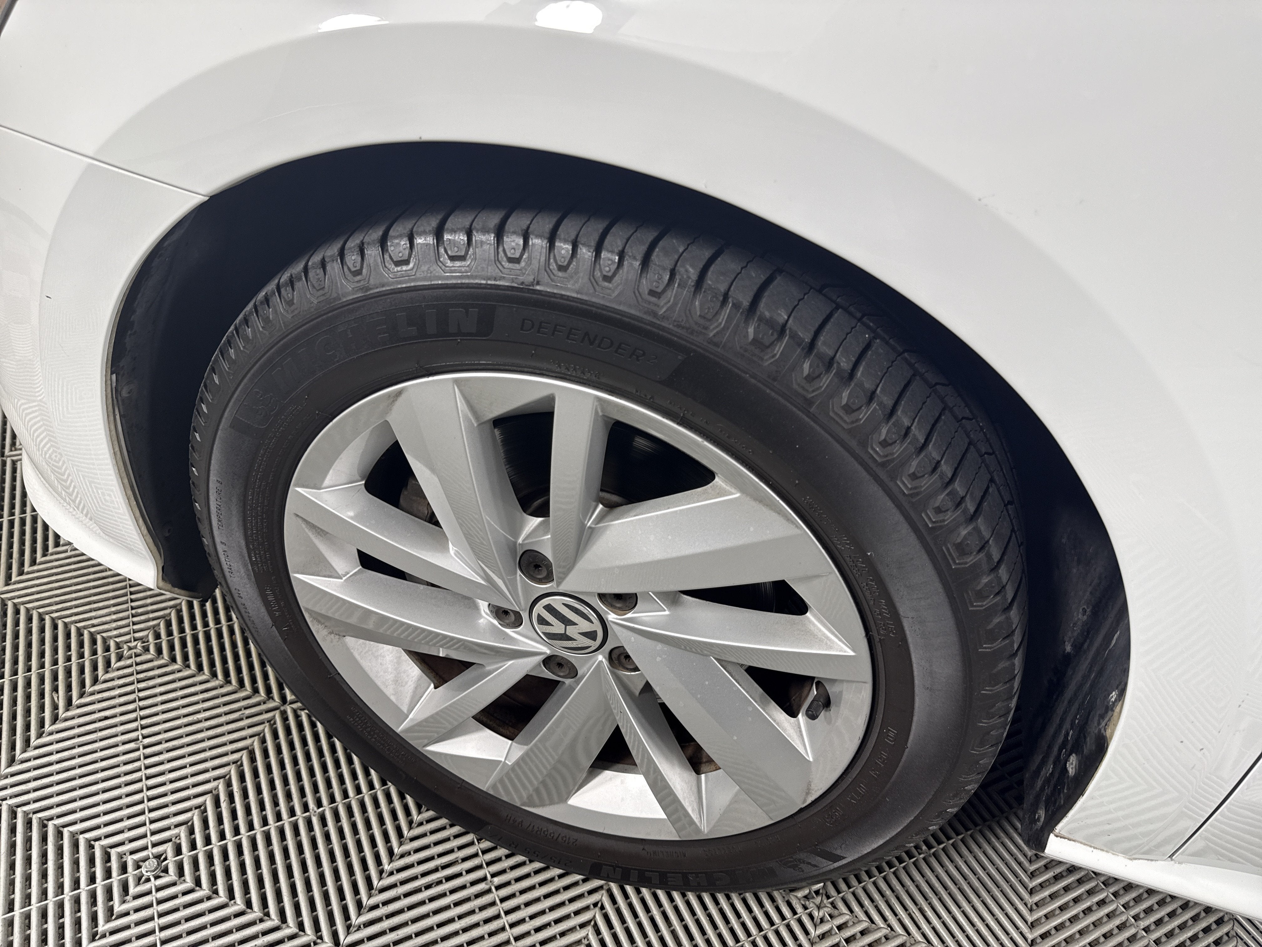2018 Volkswagen Passat 2.0T SE
