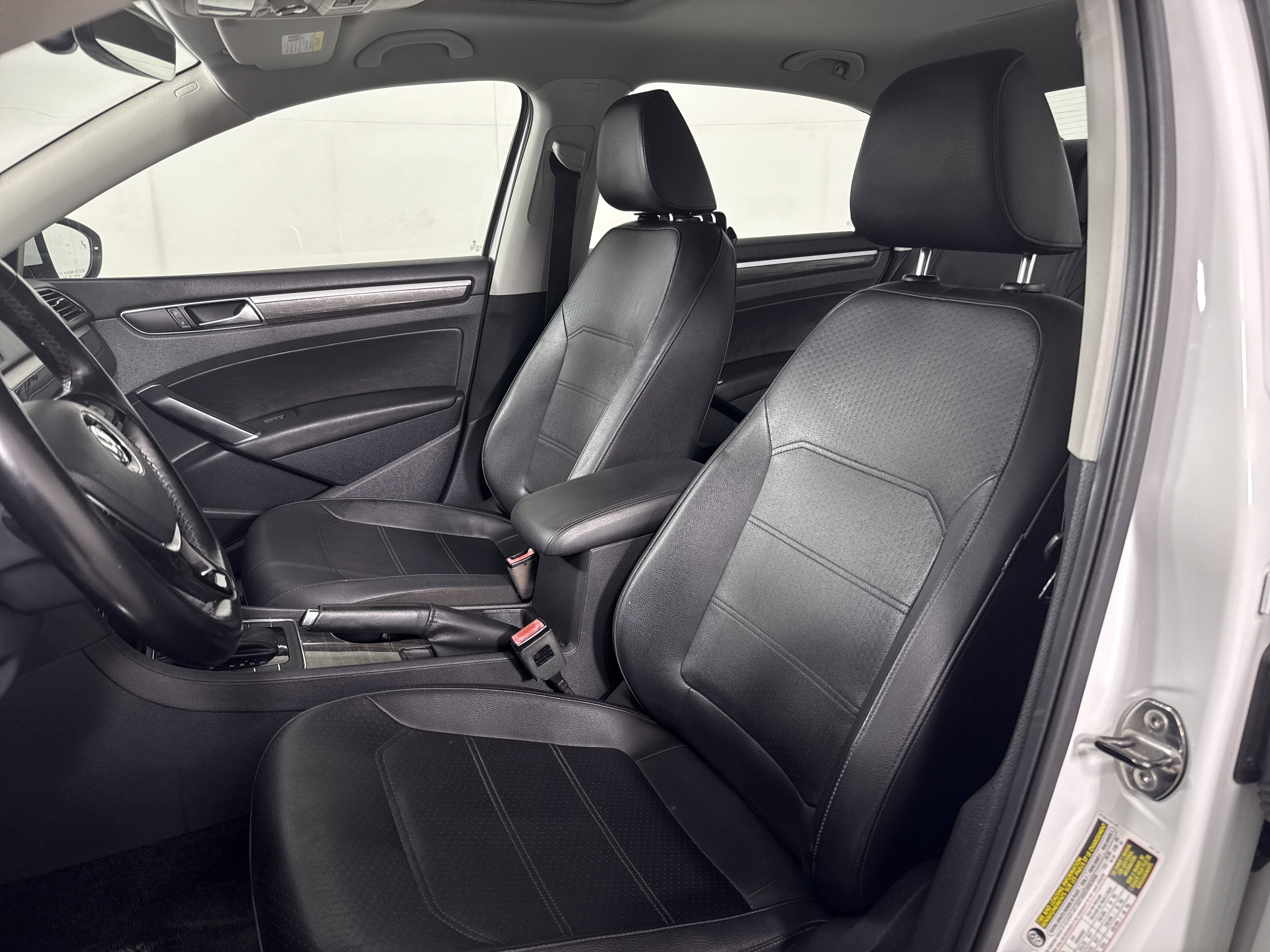 2016 Volkswagen Passat 1.8T SE