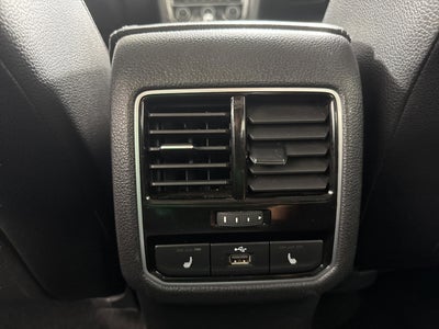 2016 Volkswagen Passat 1.8T SE