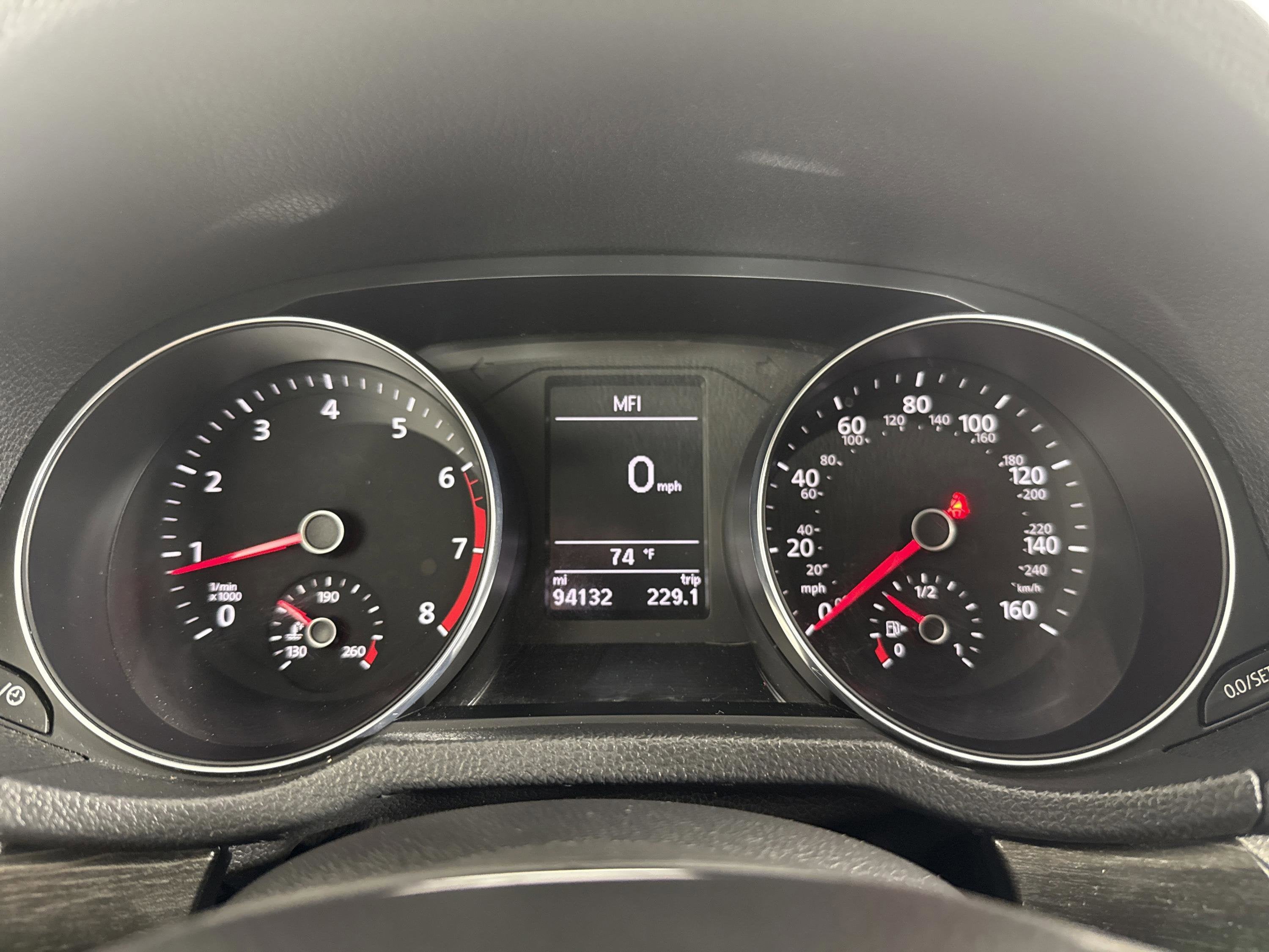 2016 Volkswagen Passat 1.8T SE