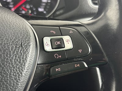 2016 Volkswagen Passat 1.8T SE