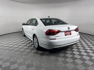 2016 Volkswagen Passat 1.8T SE