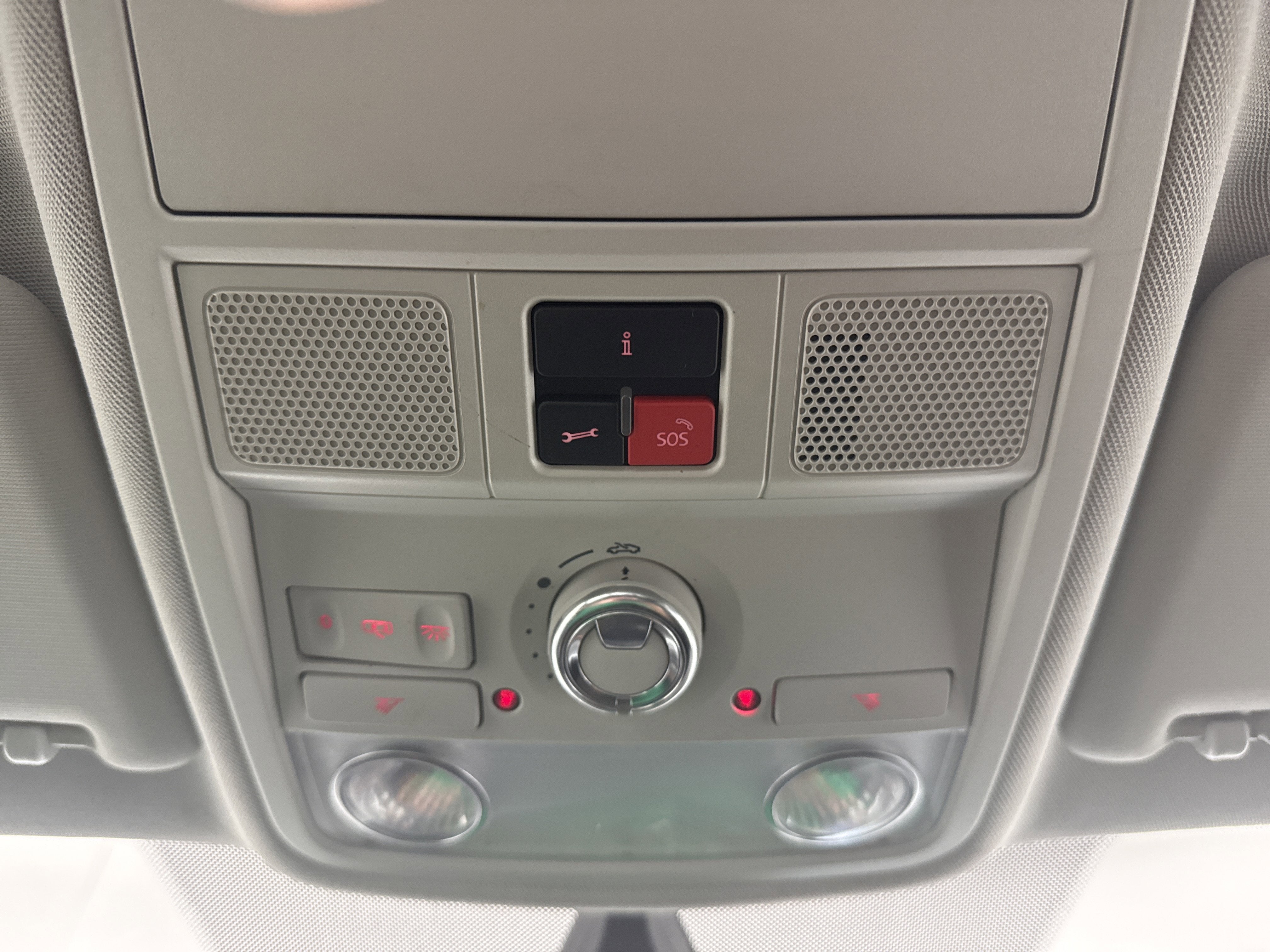 2016 Volkswagen Passat 1.8T SE