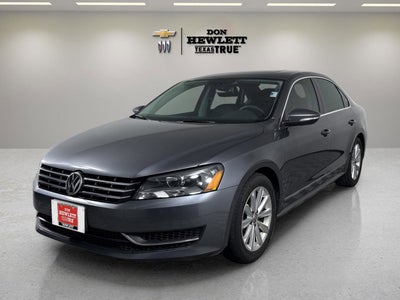 2012 Volkswagen Passat SEL