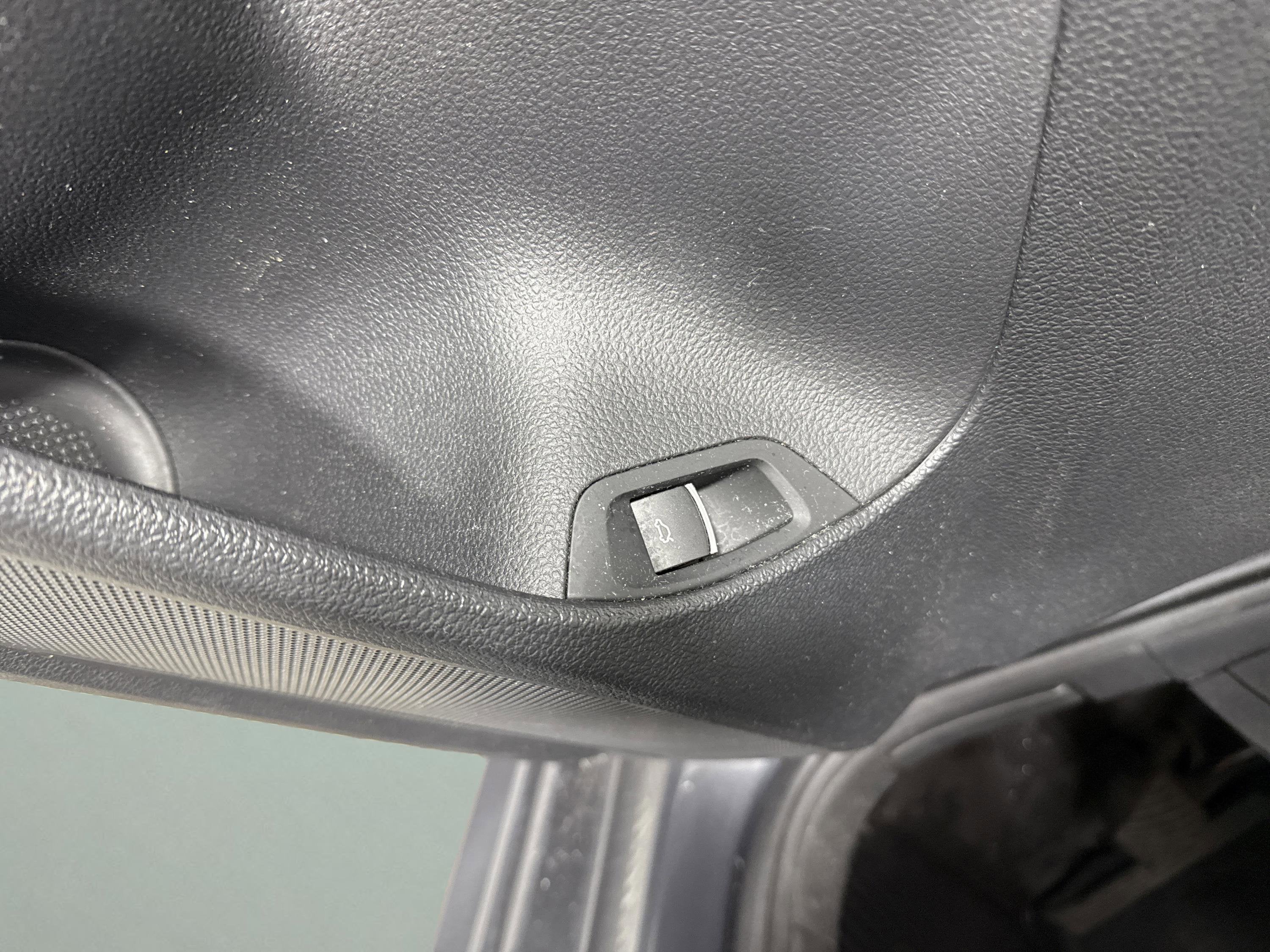 2012 Volkswagen Passat SEL