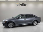 2012 Volkswagen Passat SEL