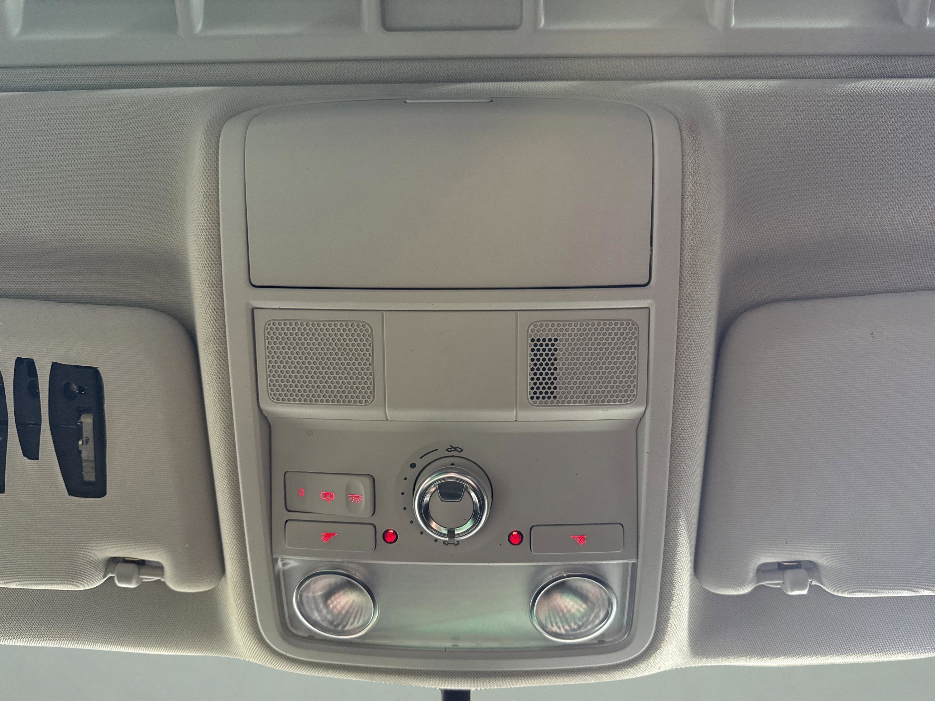 2012 Volkswagen Passat SEL