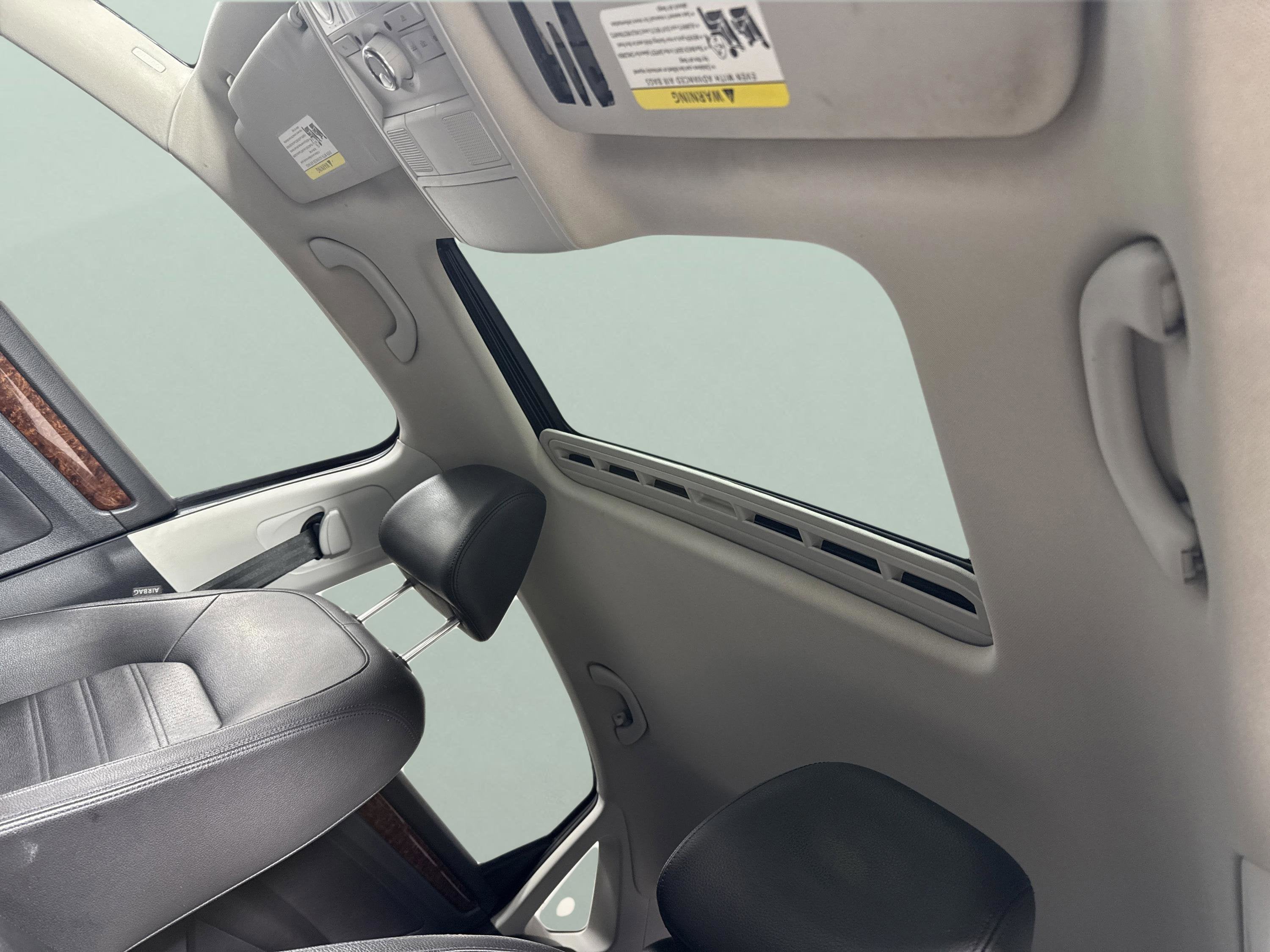 2012 Volkswagen Passat SEL