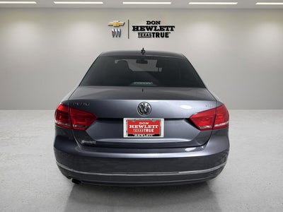 2012 Volkswagen Passat SEL