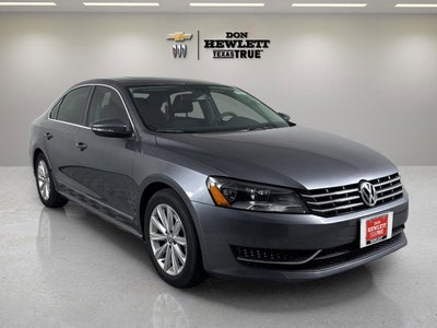 2012 Volkswagen Passat SEL