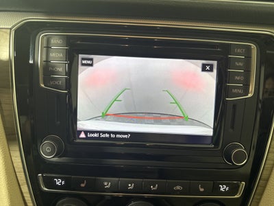 2017 Volkswagen Passat 1.8T SEL Premium