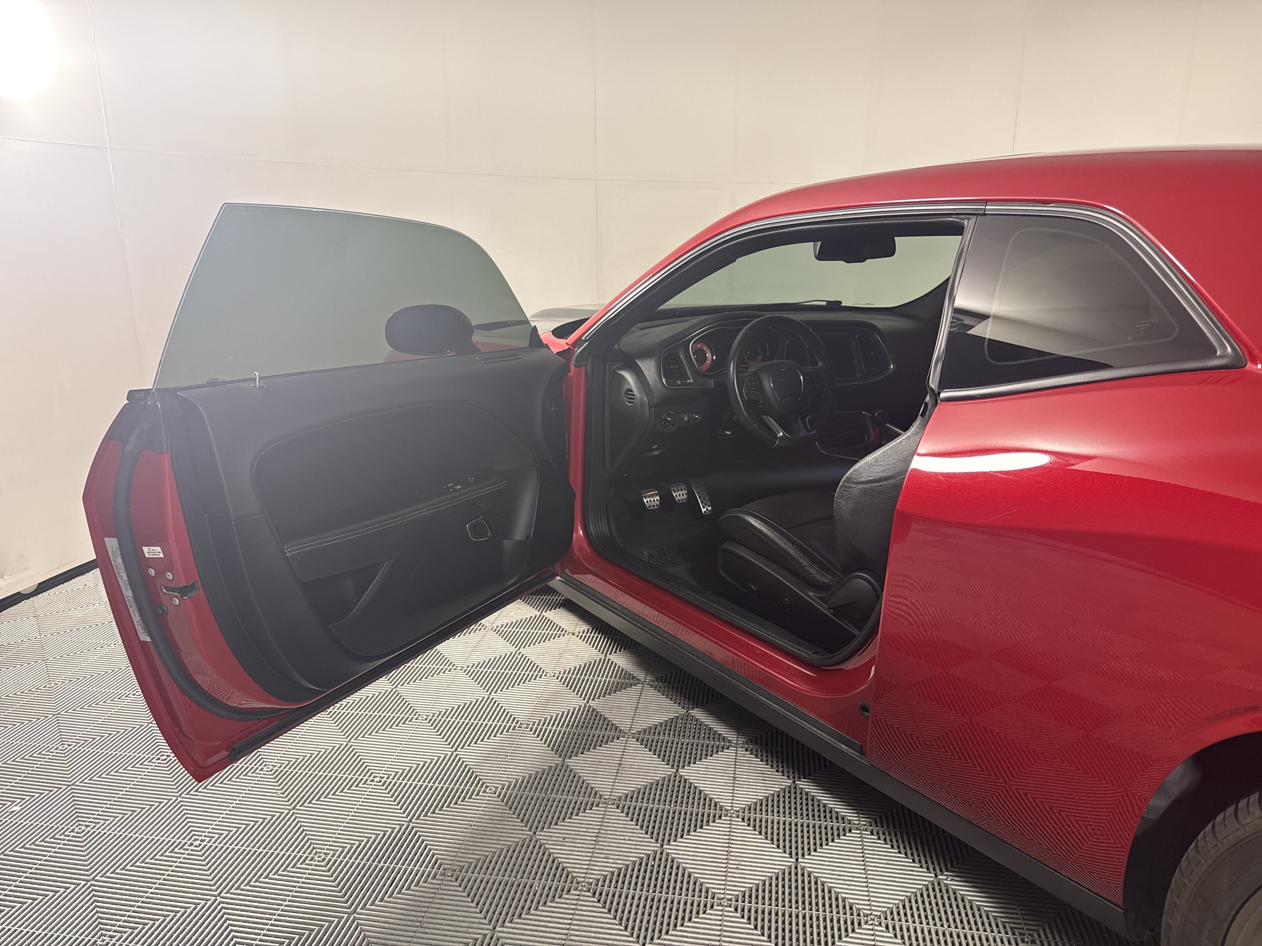 2016 Dodge Challenger SRT Hellcat