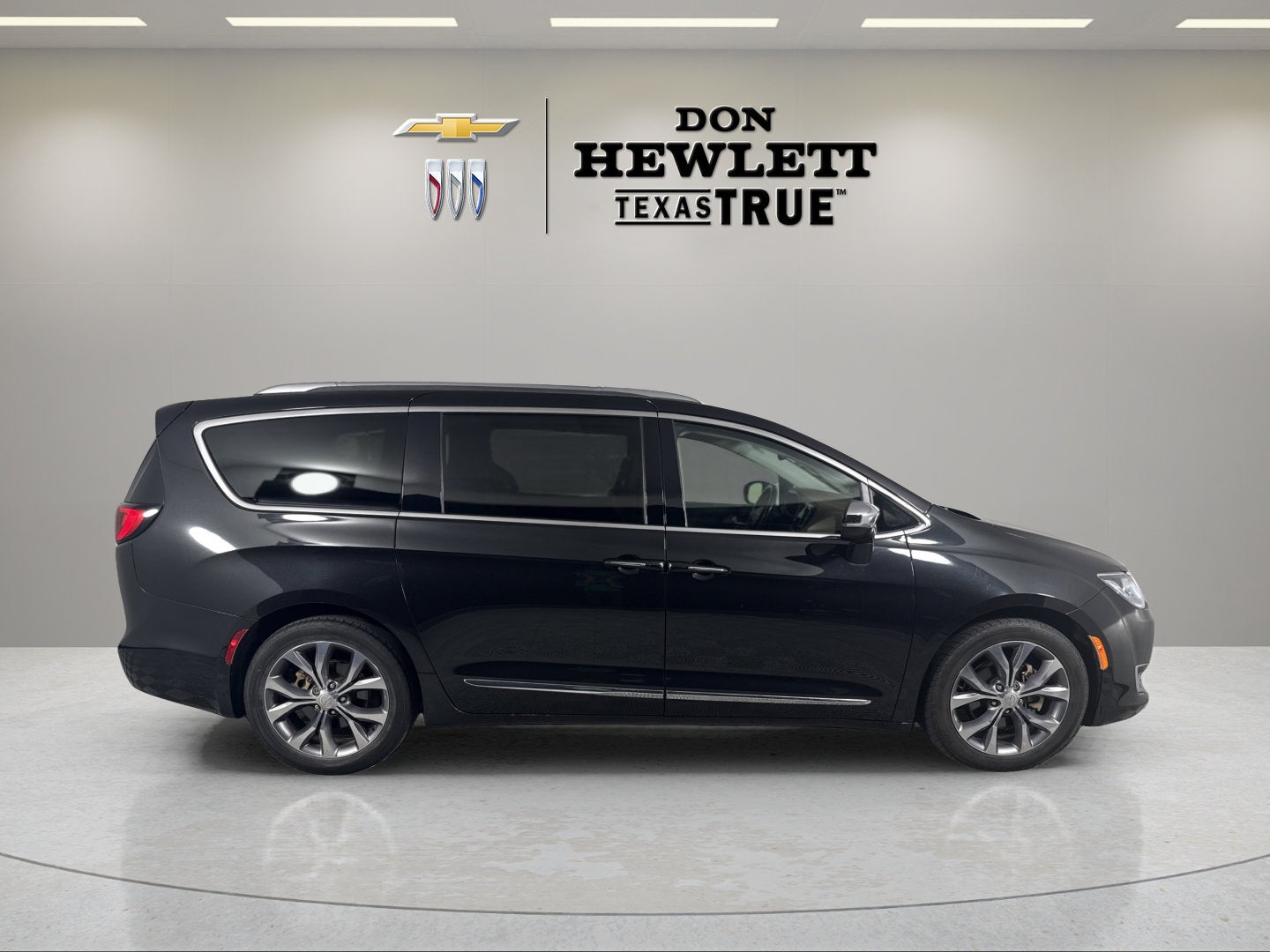 2019 Chrysler Pacifica Limited