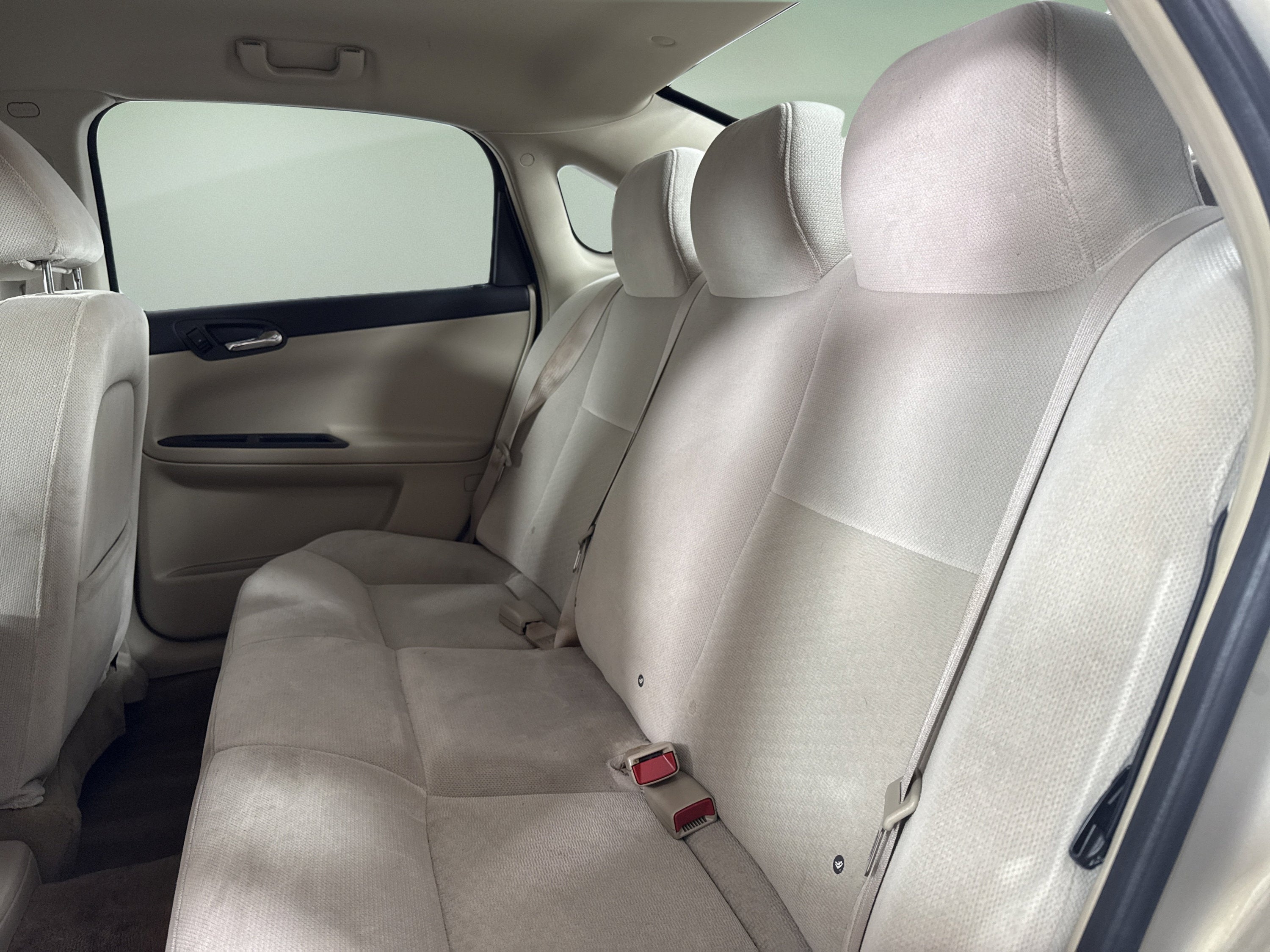 2011 Chevrolet Impala LT Retail