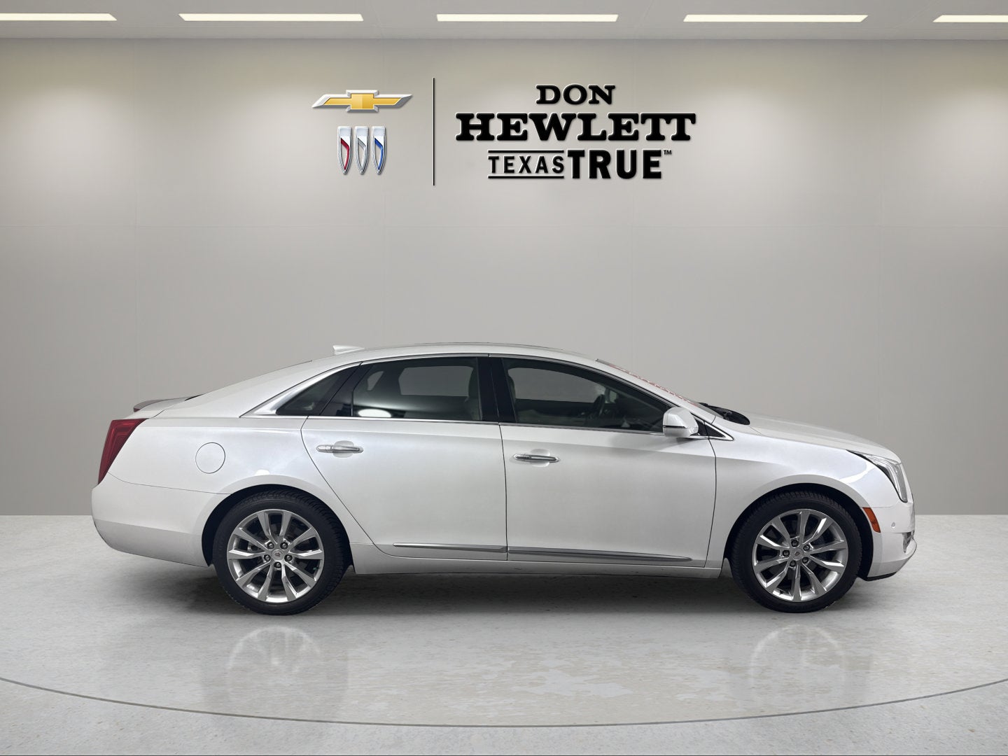 2016 Cadillac XTS Luxury Collection