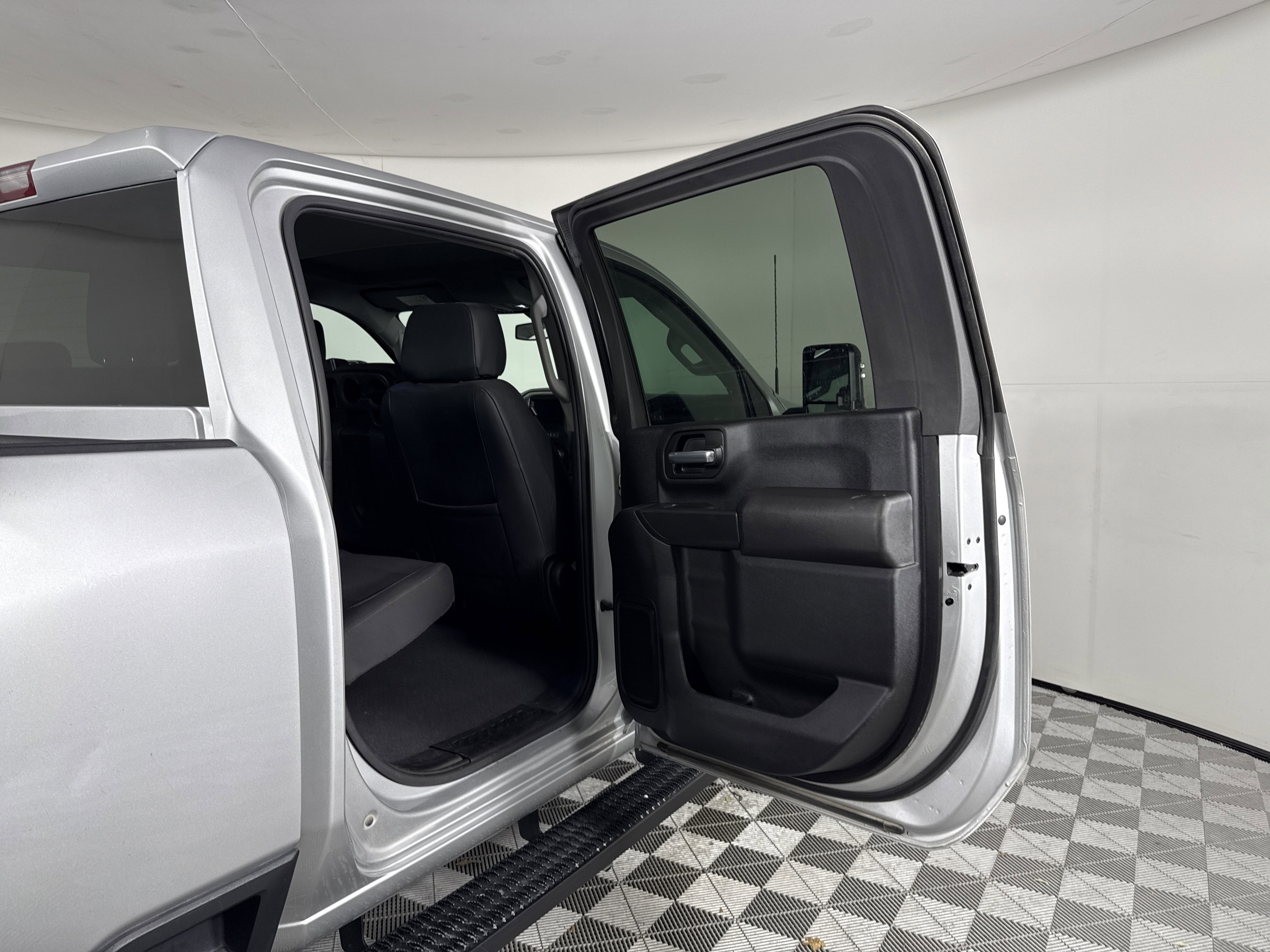 2023 Chevrolet Silverado 2500HD Custom