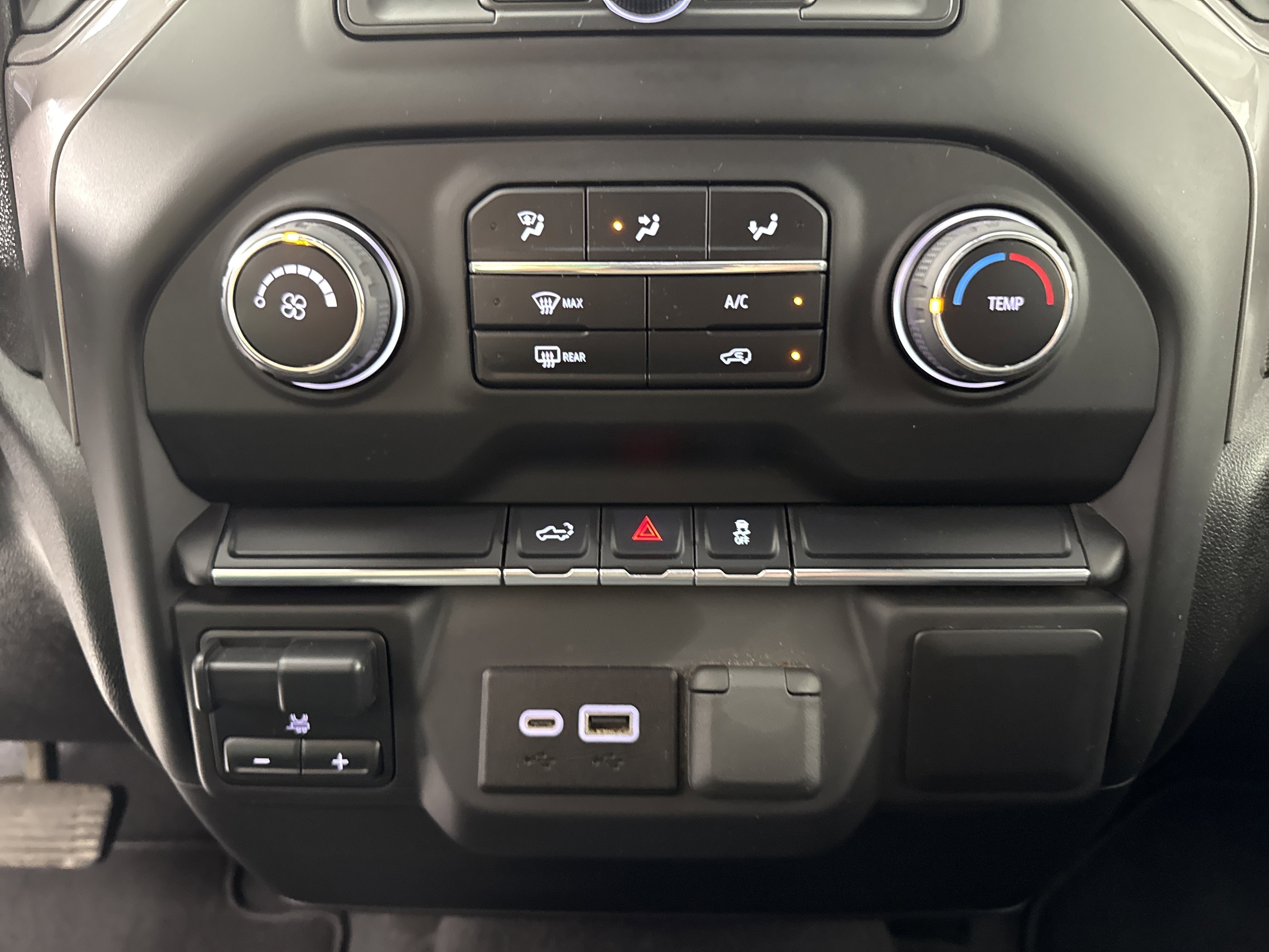 2023 Chevrolet Silverado 2500HD Custom