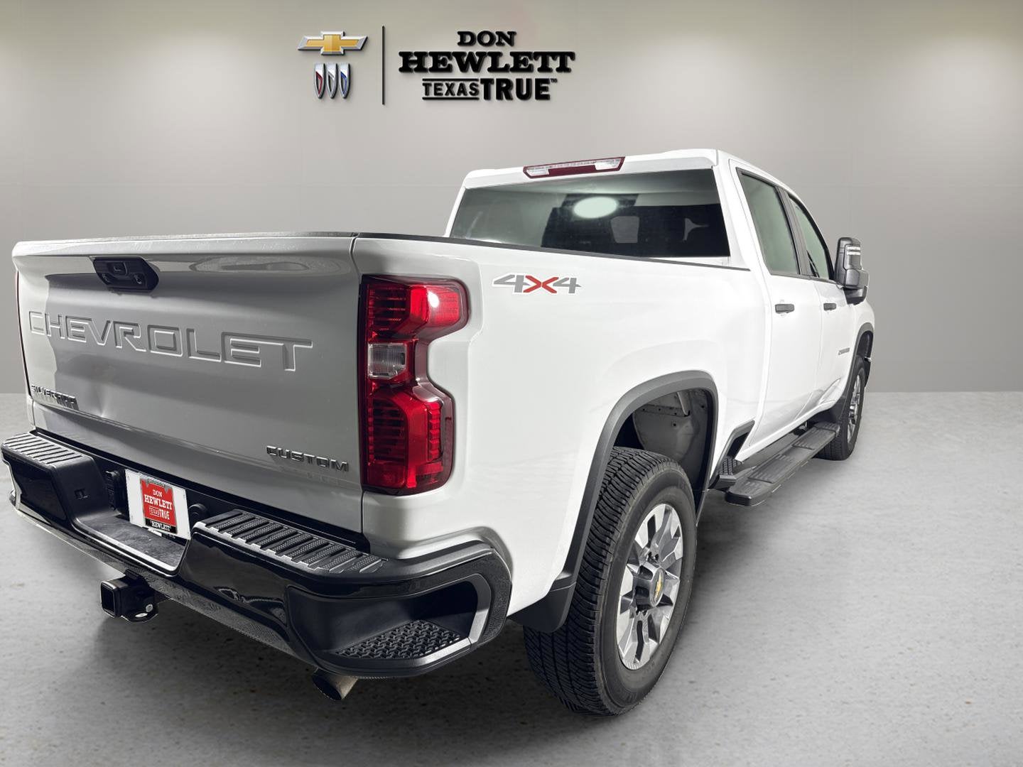 2024 Chevrolet Silverado 2500HD Custom