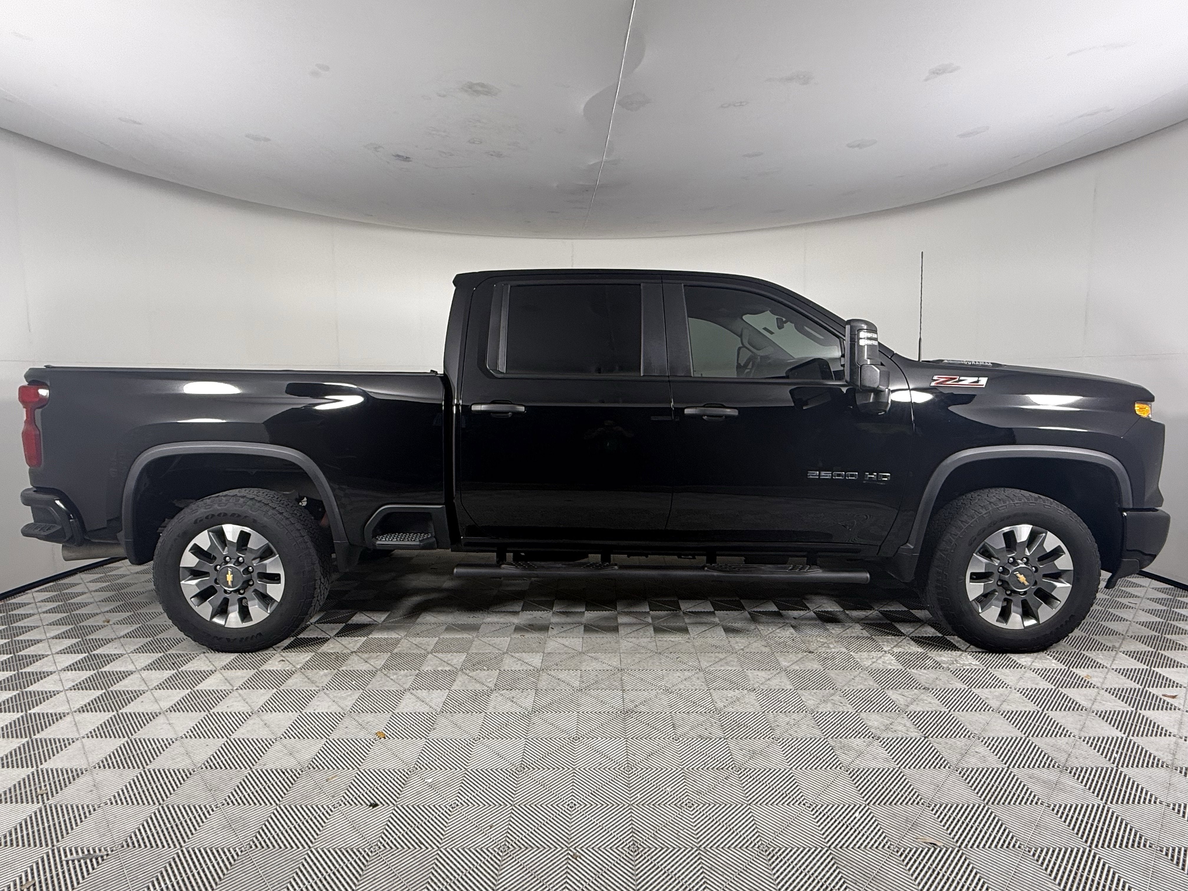 2024 Chevrolet Silverado 2500HD Custom