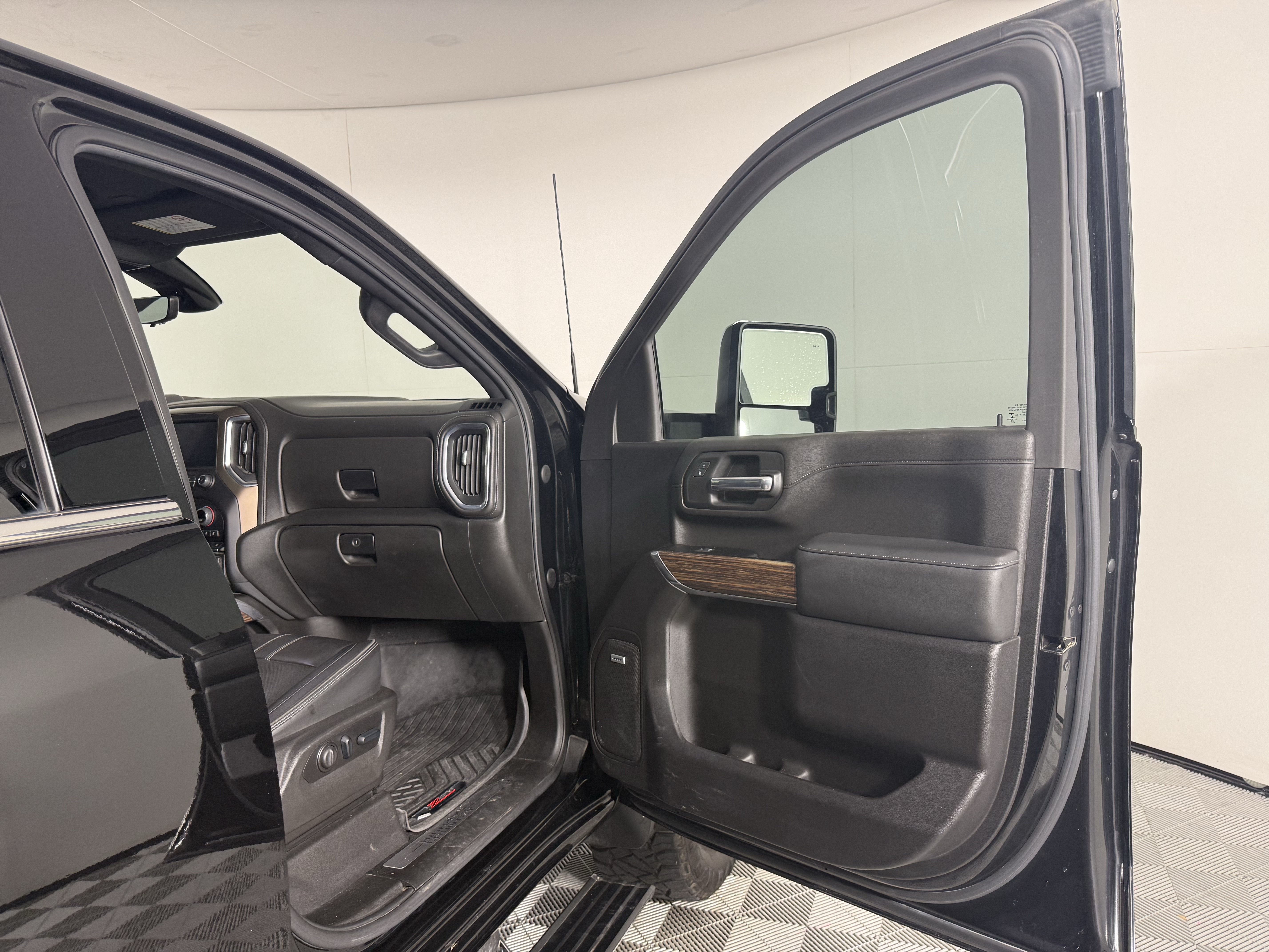 2022 Chevrolet Silverado 2500HD High Country